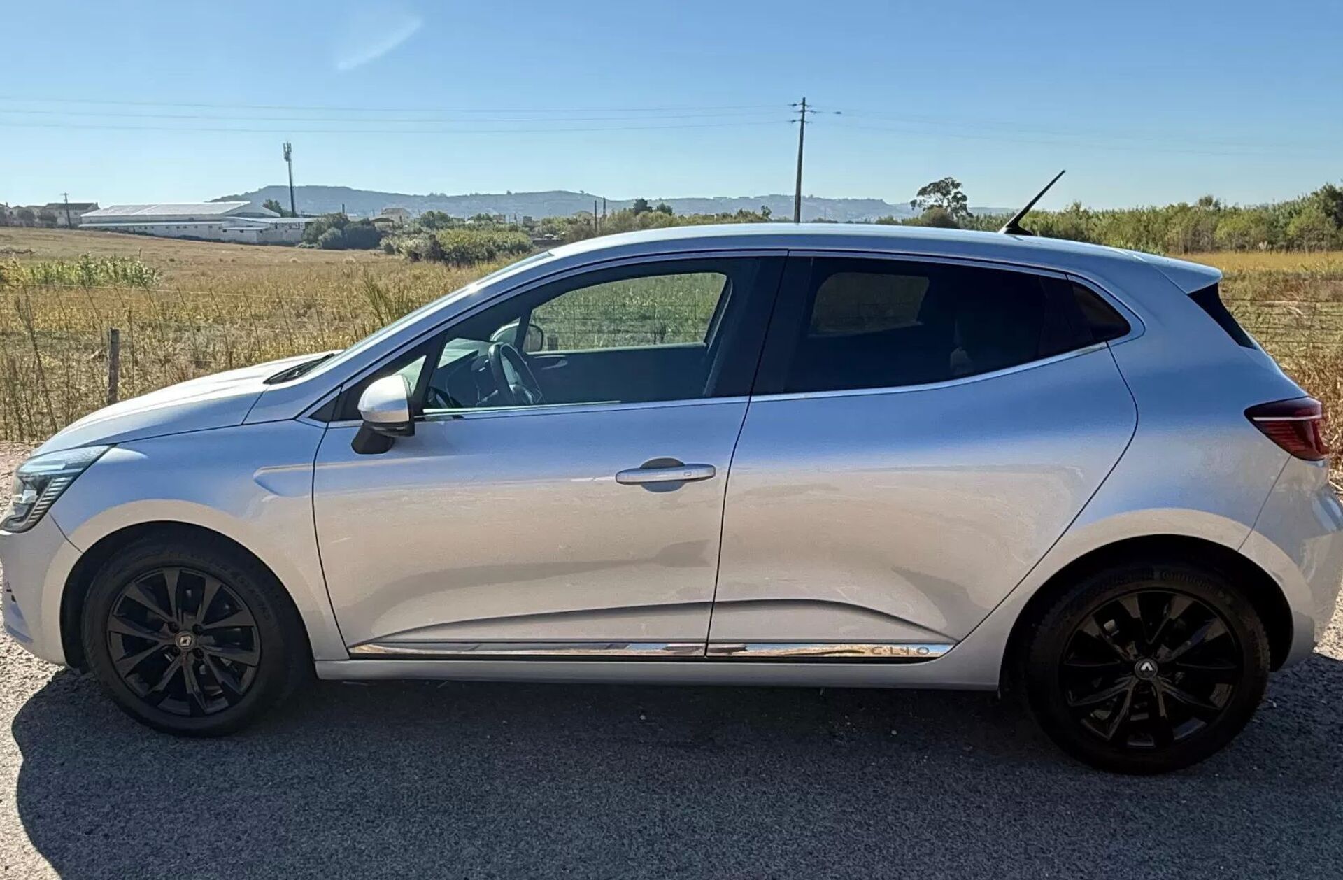 RENAULT Clio 1.0 TCe Intens