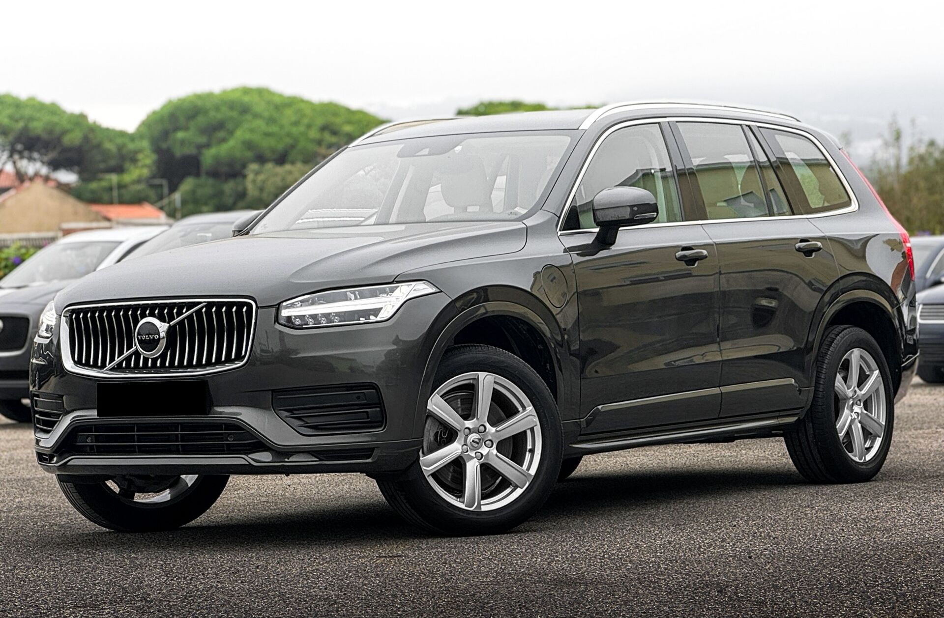 VOLVO XC90 2.0 T8 PHEV Momentum AWD