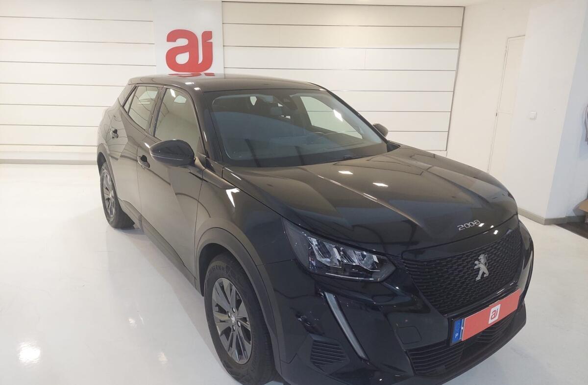 PEUGEOT 2008 1.2 PureTech Active