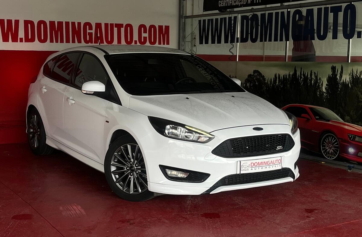 FORD Focus 1.5 TDCi ST-Line DPS