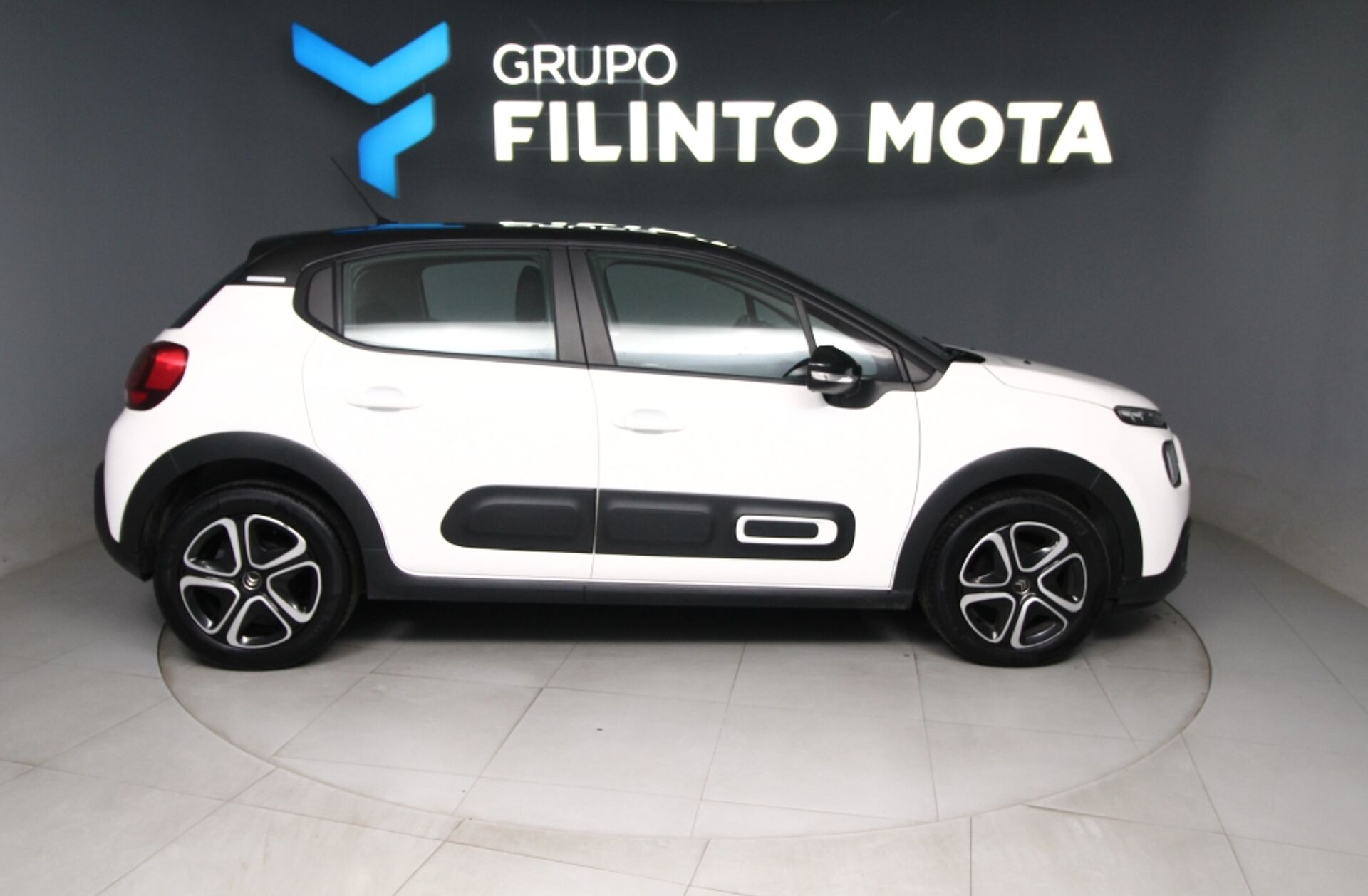 CITROEN C3 1.2 PureTech Shine