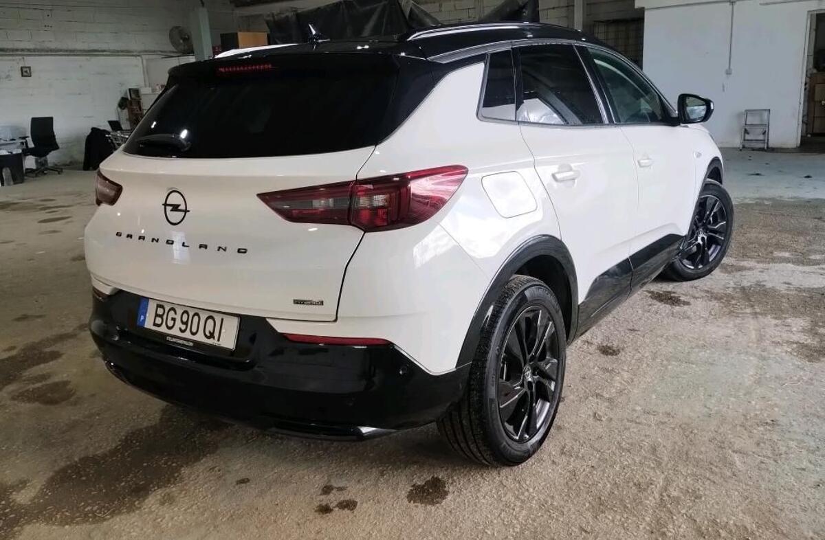 OPEL Grandland 1.6 T PHEV GS