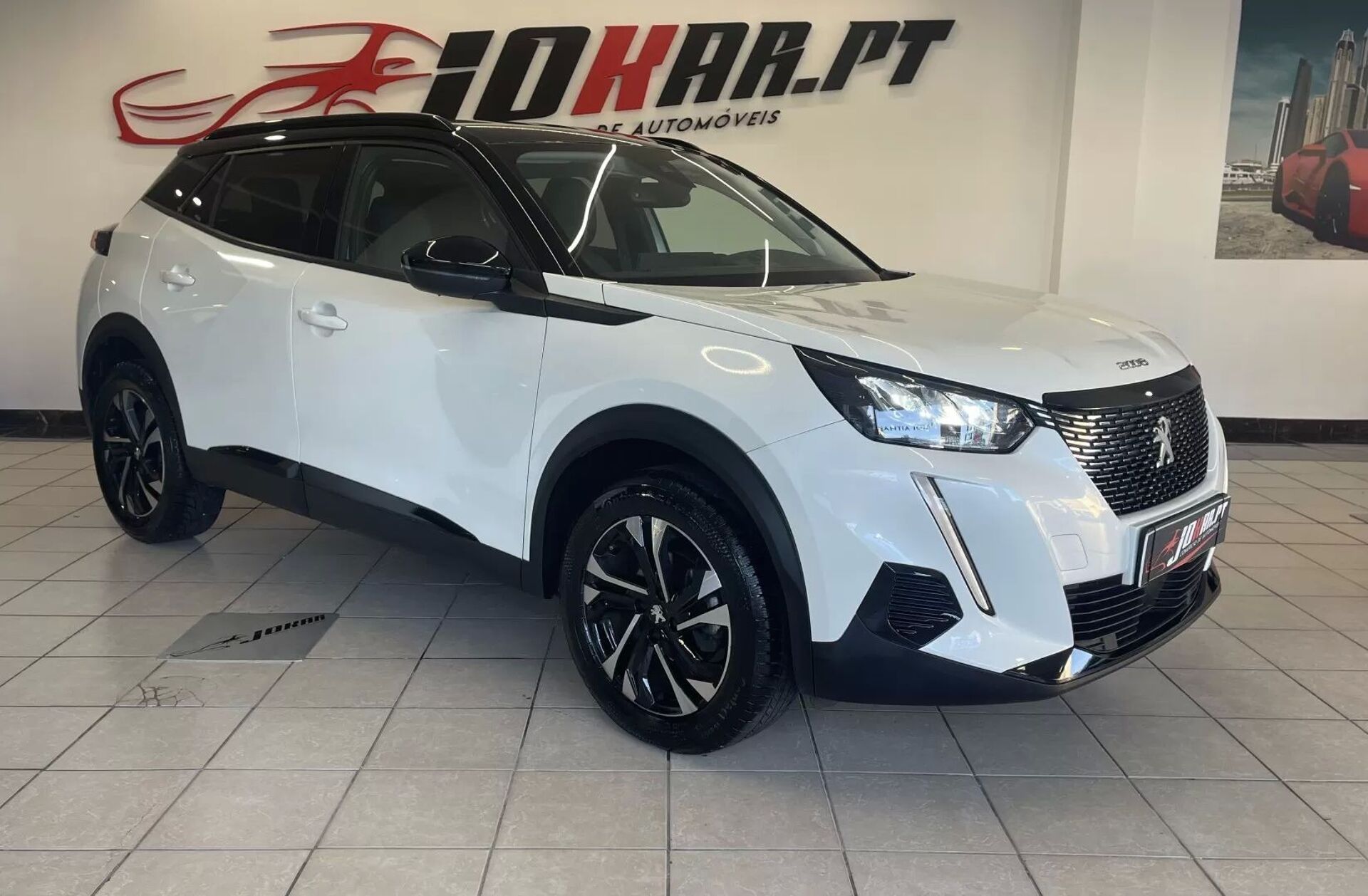 PEUGEOT 2008 1.2 PureTech Allure EAT8