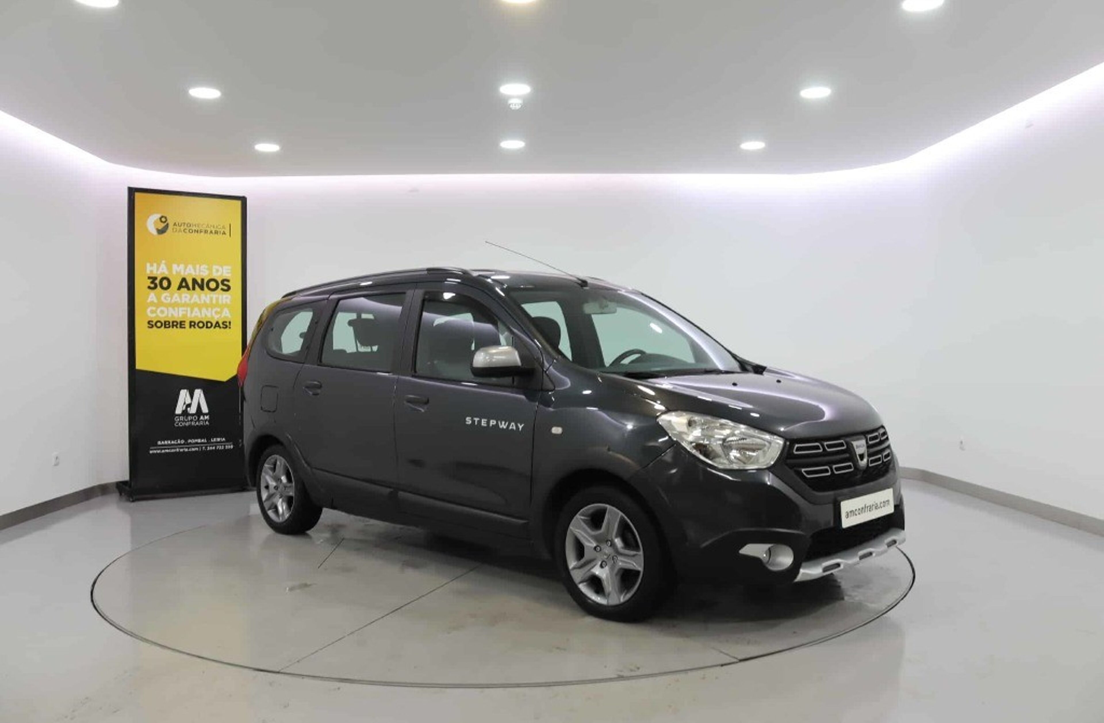 DACIA Lodgy 1.5 BLUE DCI STEPWAY 7L