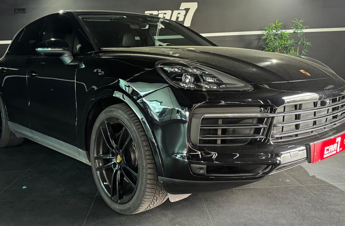 PORSCHE Cayenne E-Hybrid
