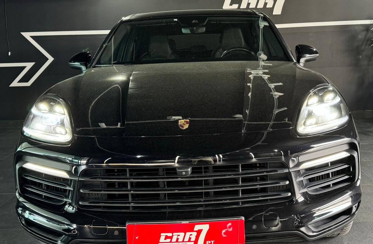 PORSCHE Cayenne E-Hybrid