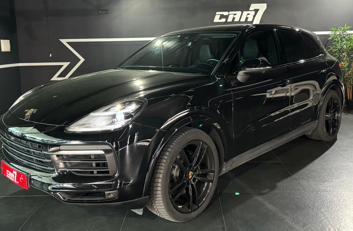 PORSCHE Cayenne E-Hybrid