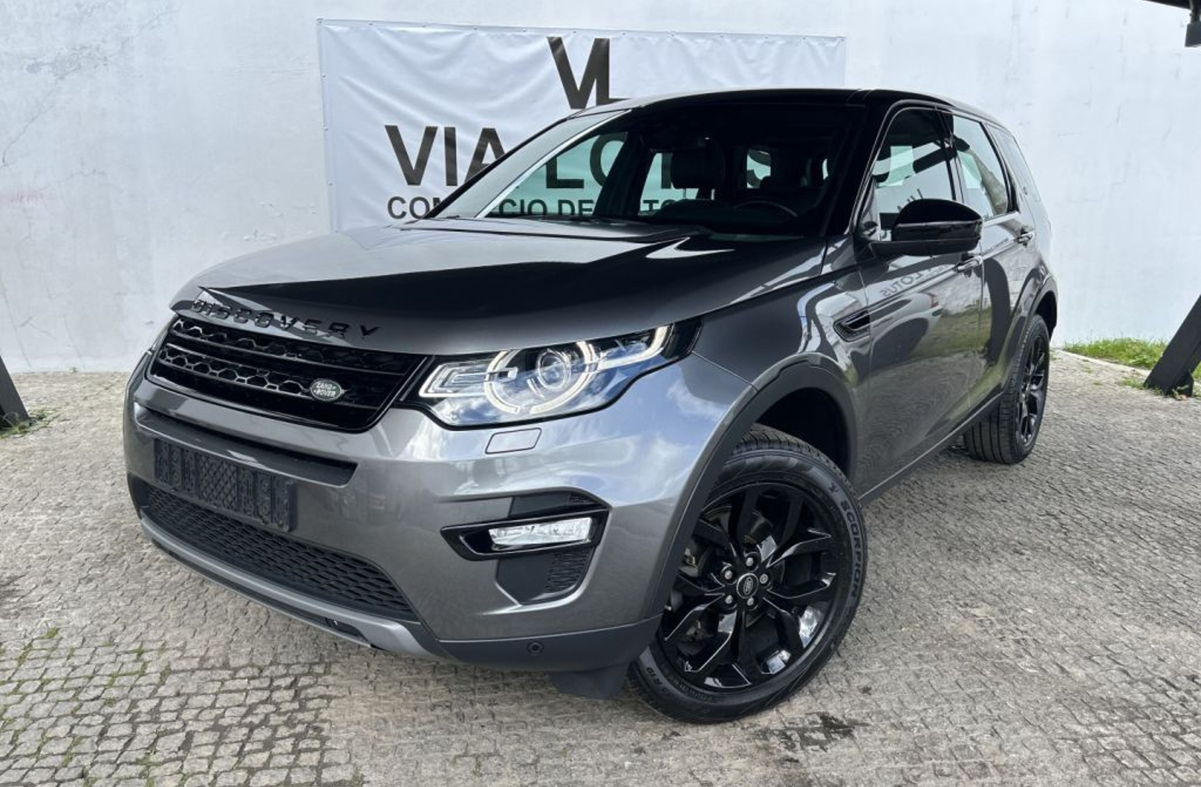 LAND ROVER Discovery 2.0 D AWD