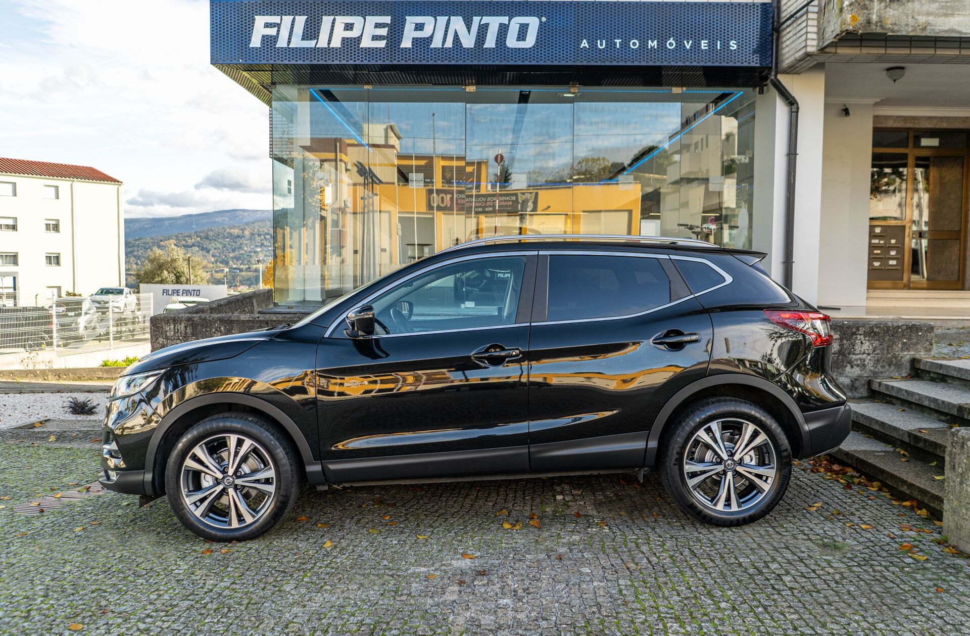 NISSAN Qashqai 1.2 DIG-T N-Connecta