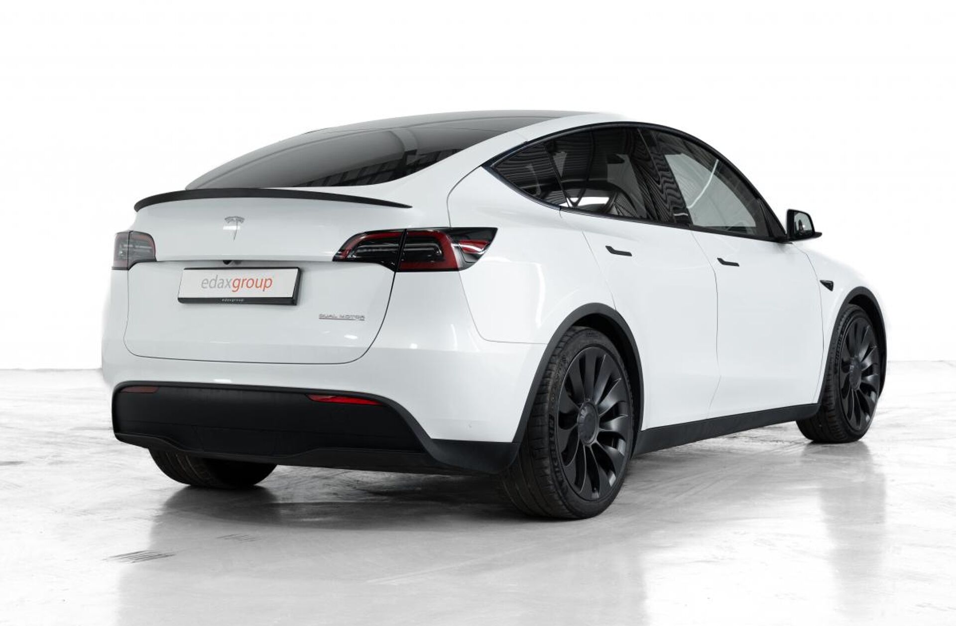 TESLA Model Y Performance Tração Integral