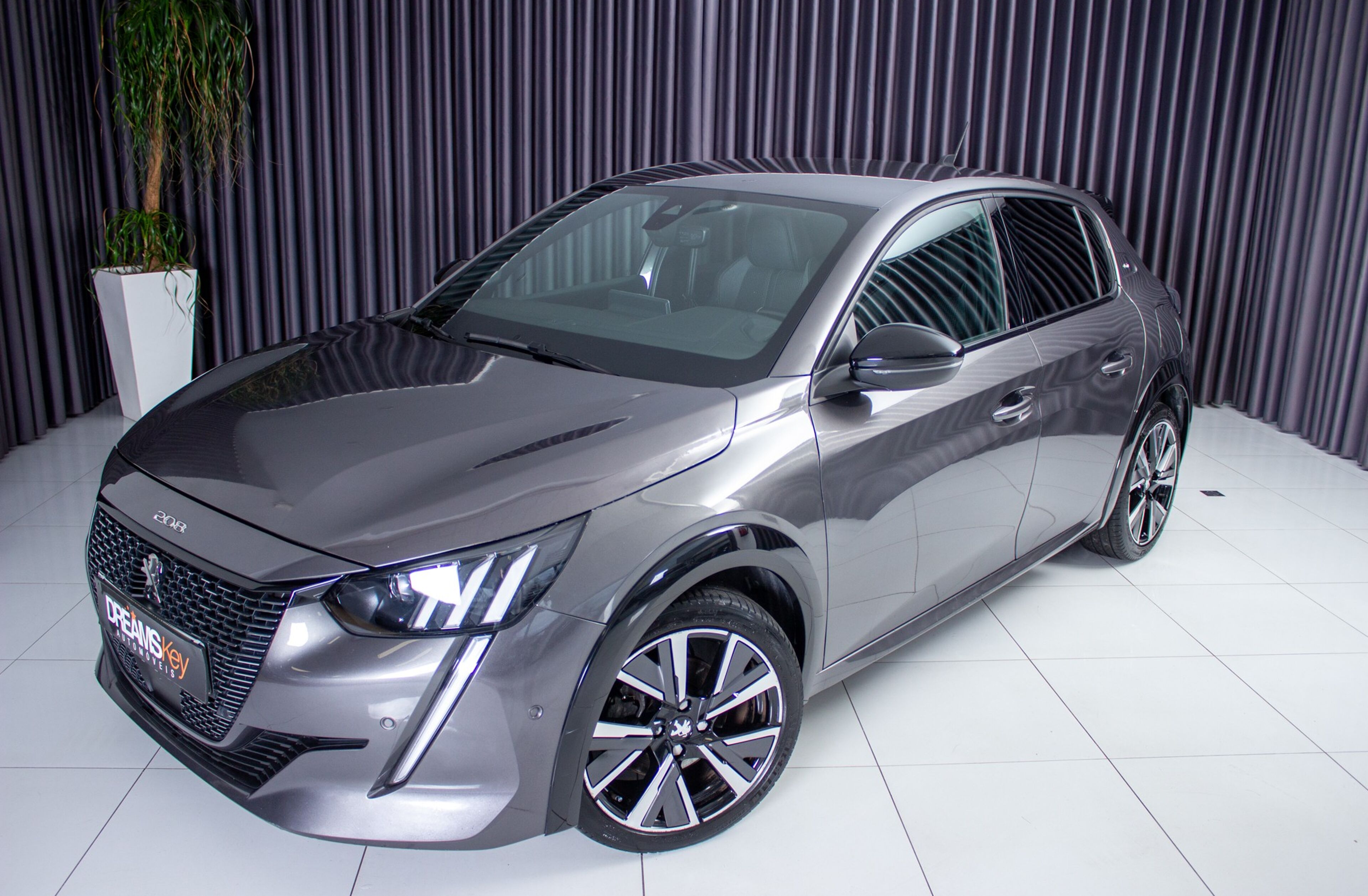 PEUGEOT 208 PureTech 130 EAT8 GT Pack