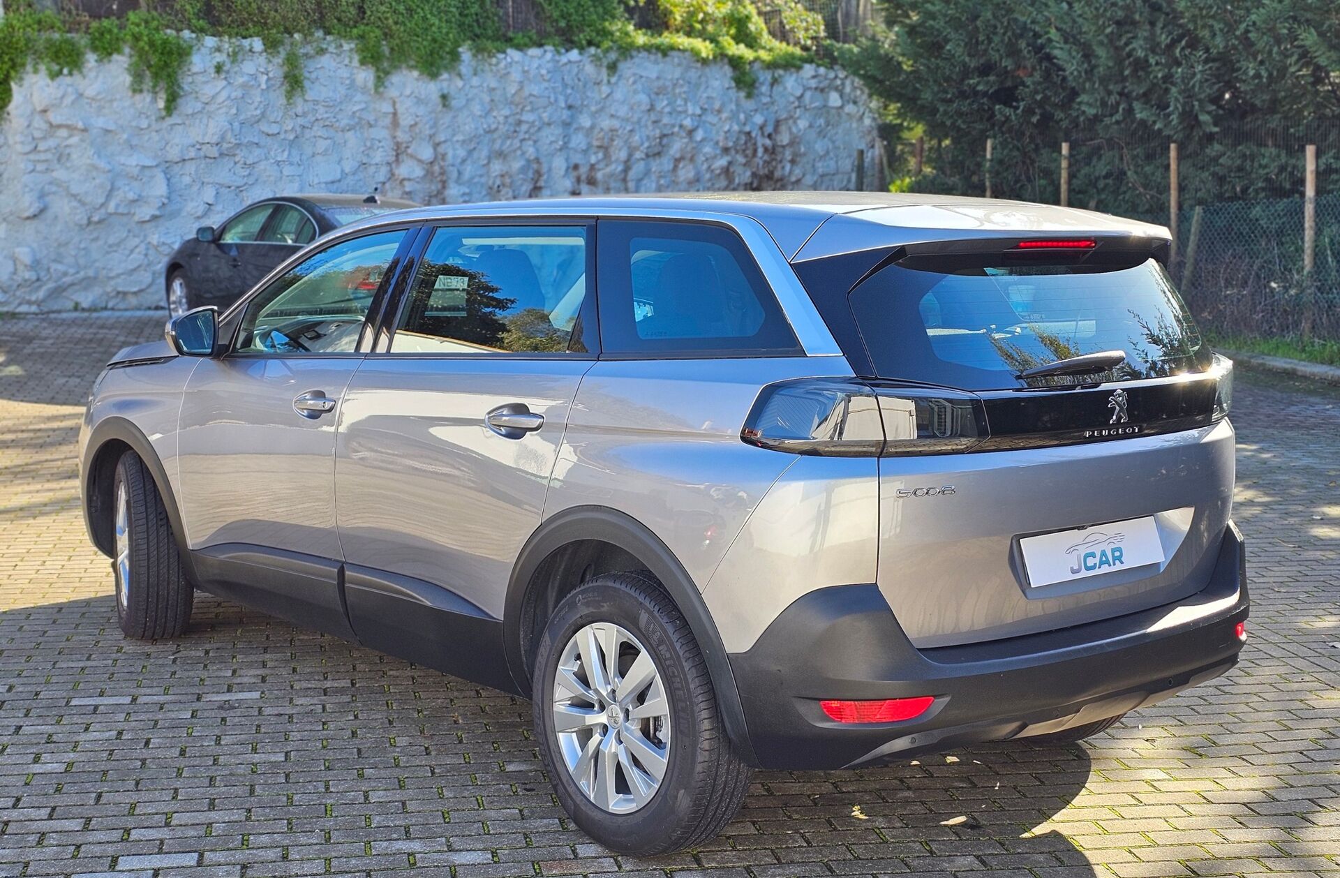 PEUGEOT 5008 1.2 PureTech Allure Pack EAT8