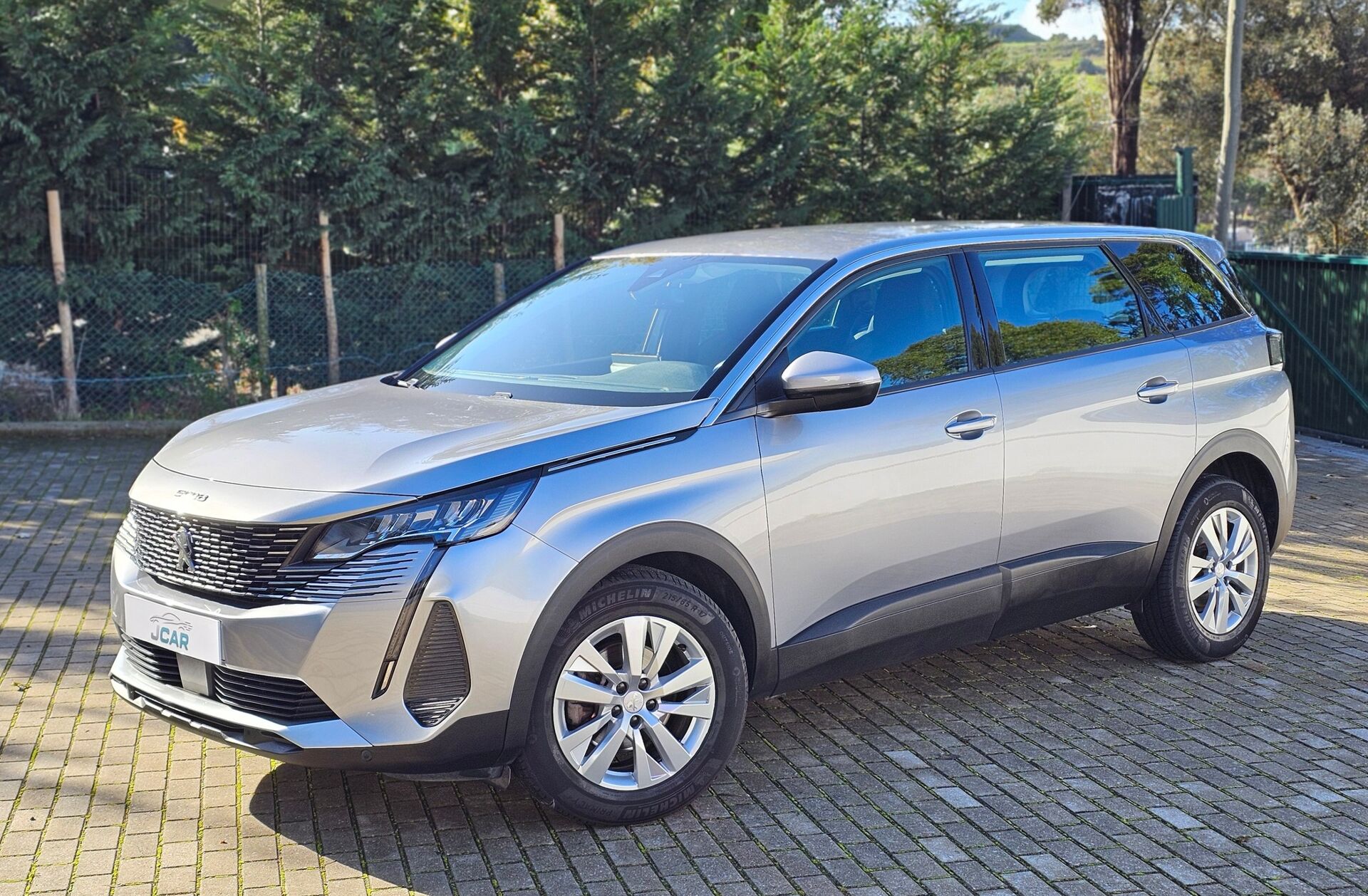 PEUGEOT 5008 1.2 PureTech Allure Pack EAT8