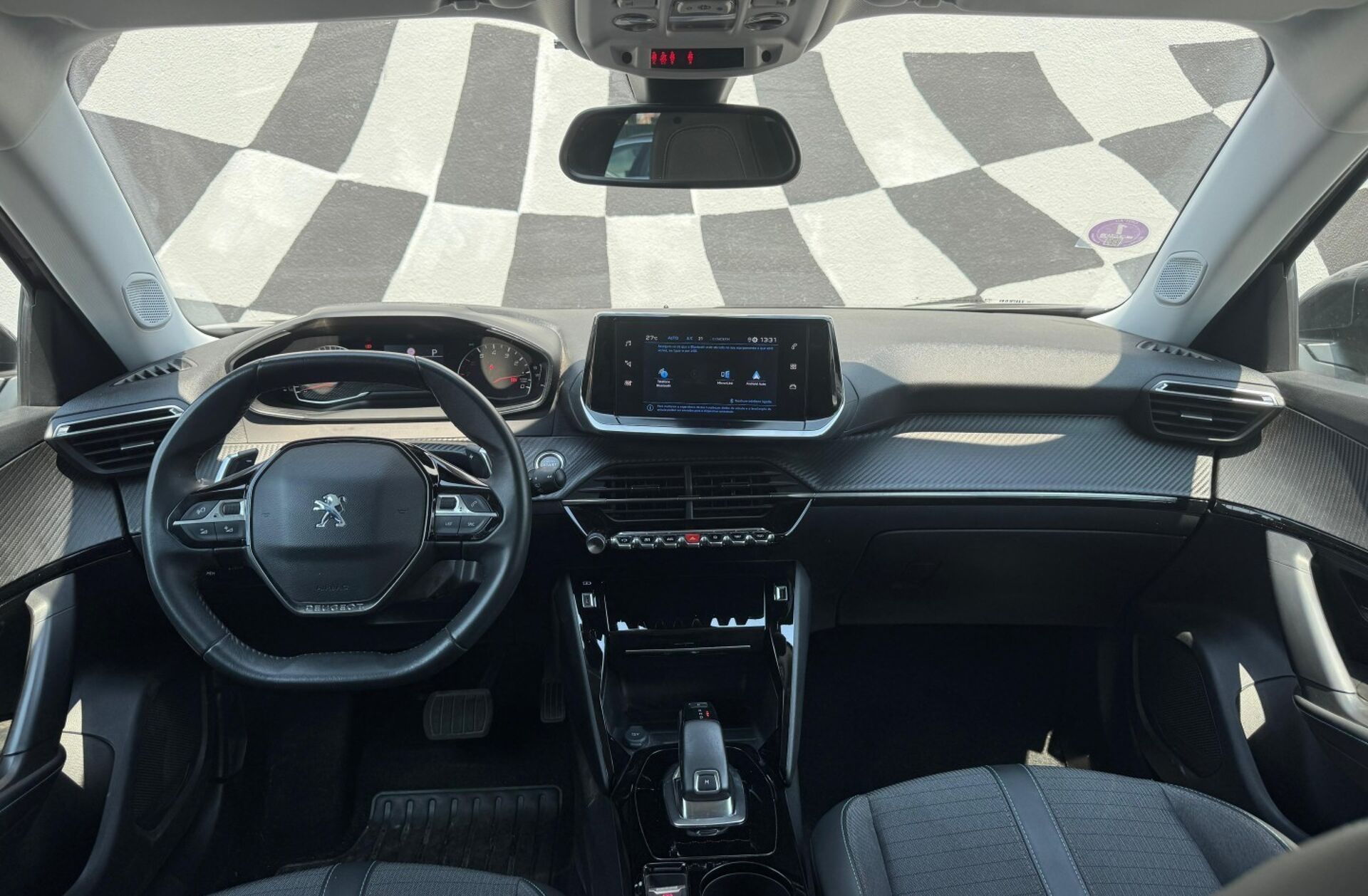 PEUGEOT 2008 1.2 PureTech Allure EAT8