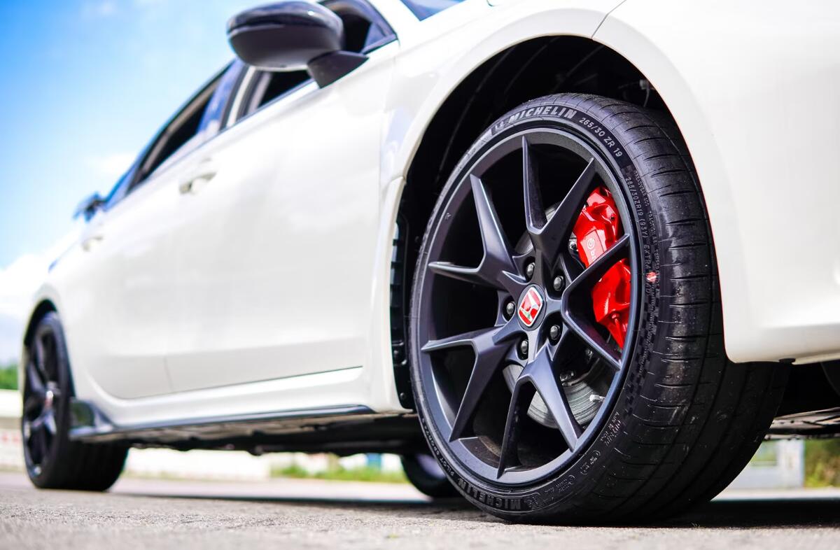 HONDA Civic 2.0 i-VTEC Type-R