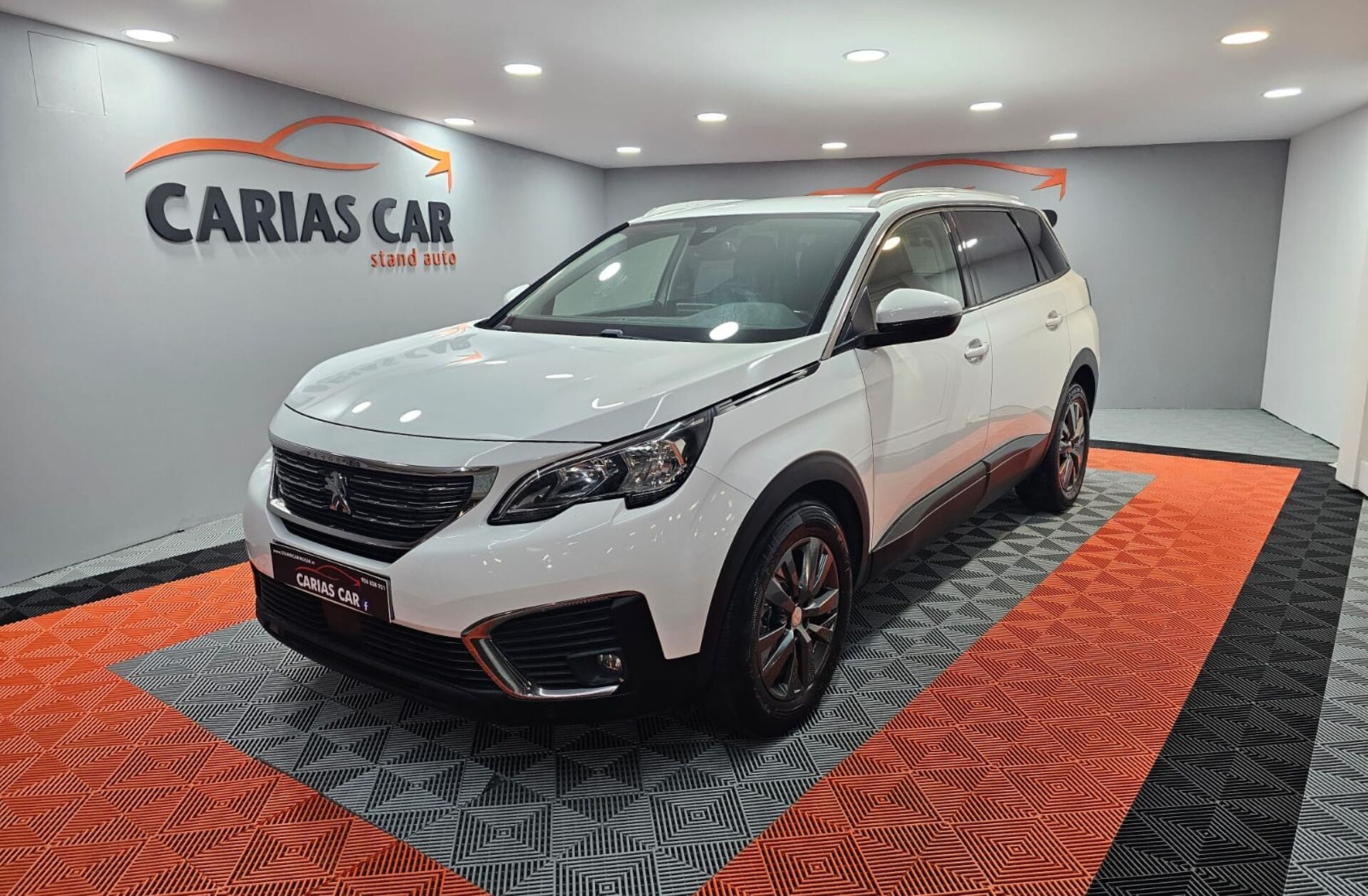 PEUGEOT 5008 1.5 BlueHDi Allure EAT8