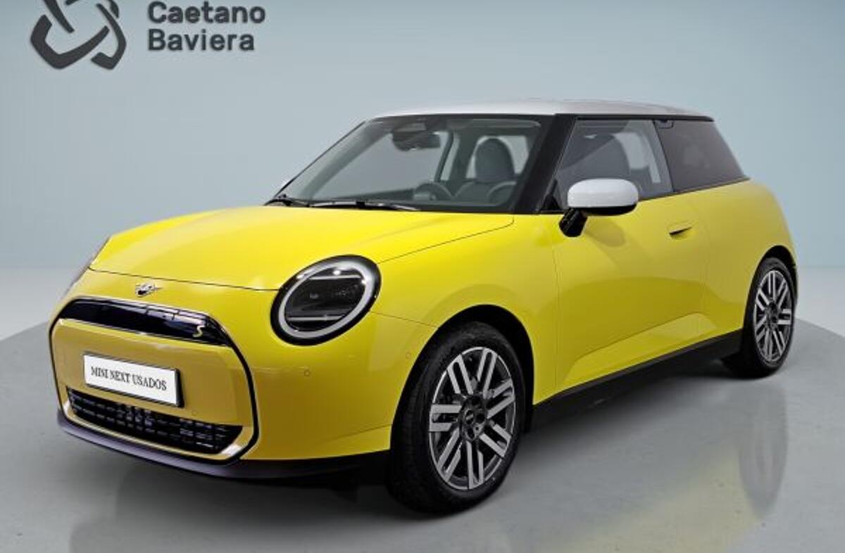 MINI Mini Cooper SE Essential