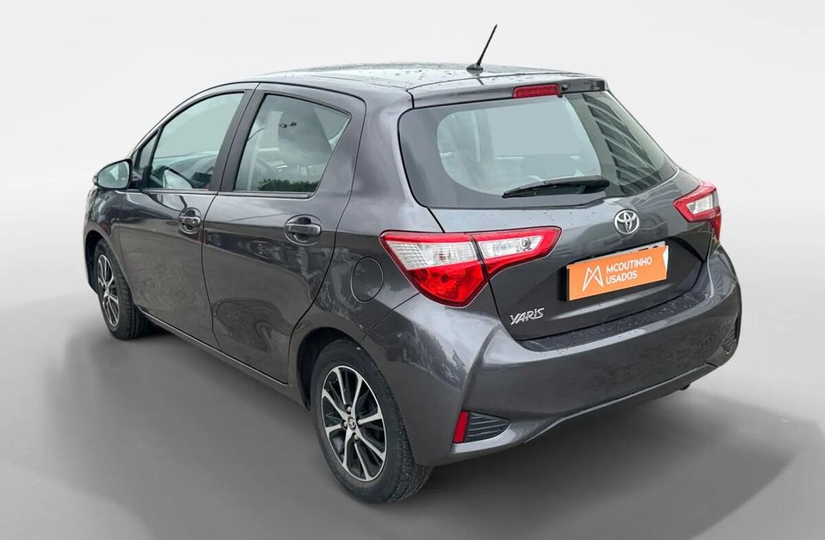 TOYOTA Yaris 1.0 VVT-i Comfort