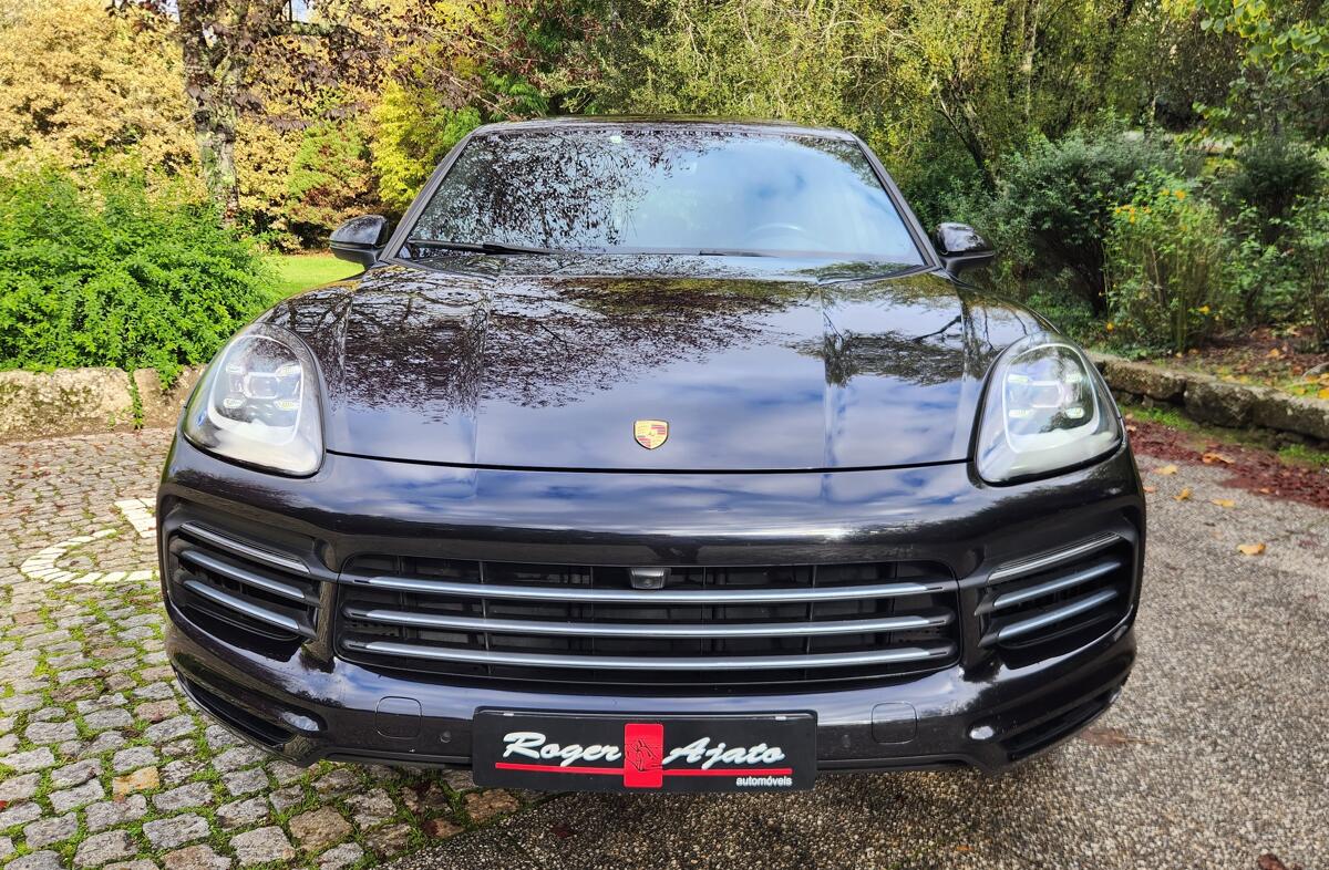 PORSCHE Cayenne E-Hybrid