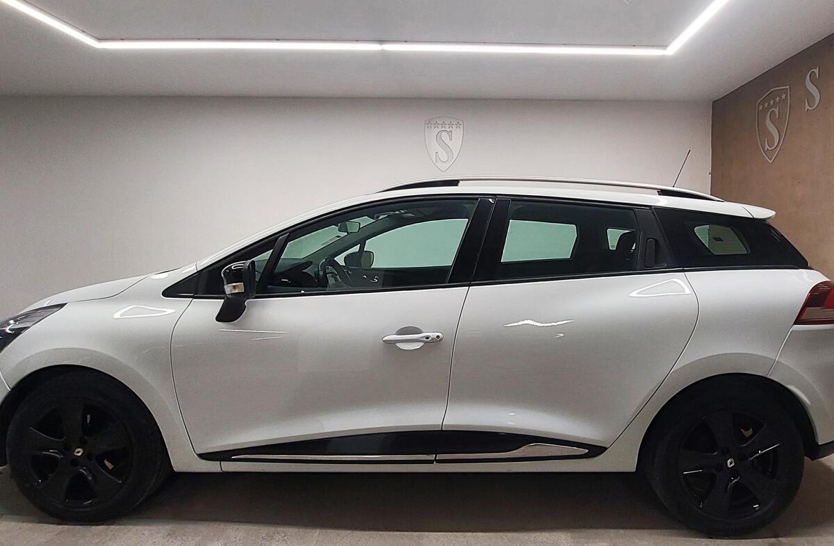 RENAULT Clio 0.9 TCE Luxe