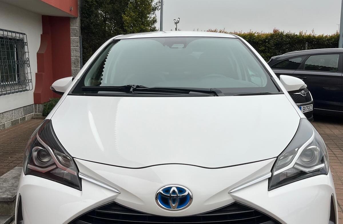 TOYOTA Yaris 1.5 HSD 20 Anos