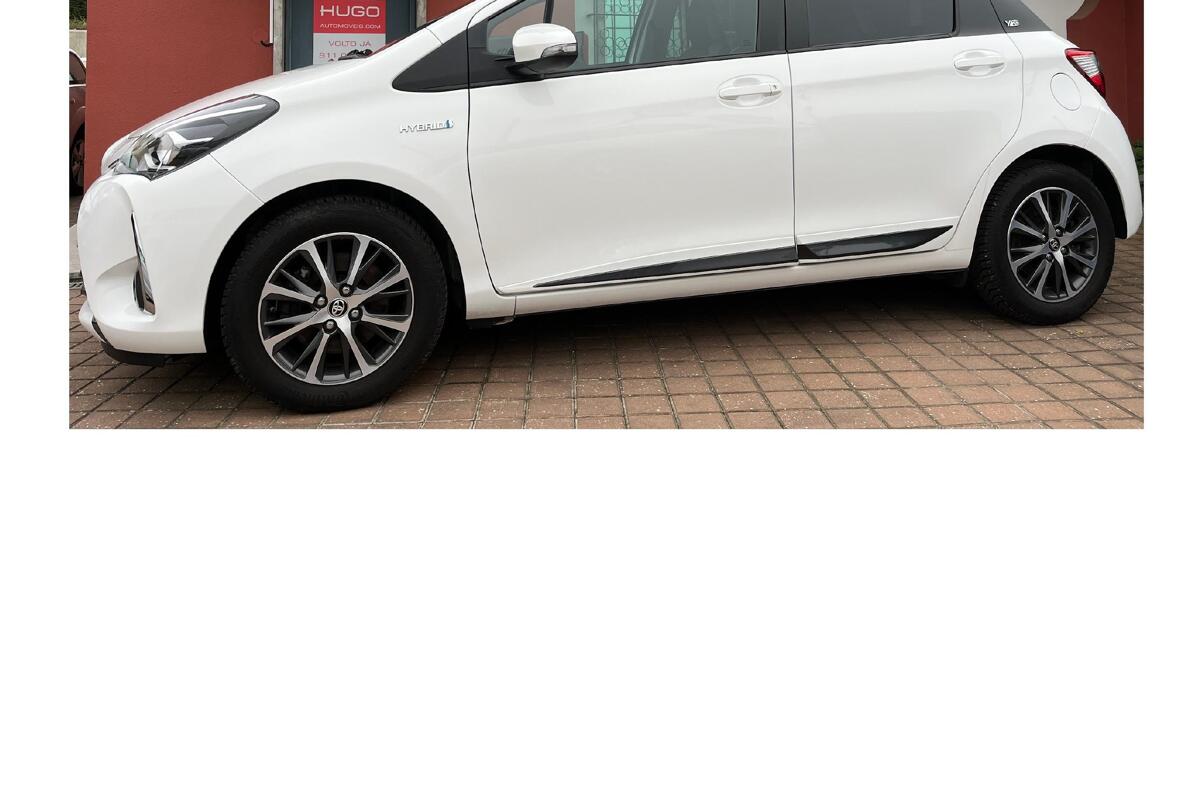TOYOTA Yaris 1.5 HSD 20 Anos