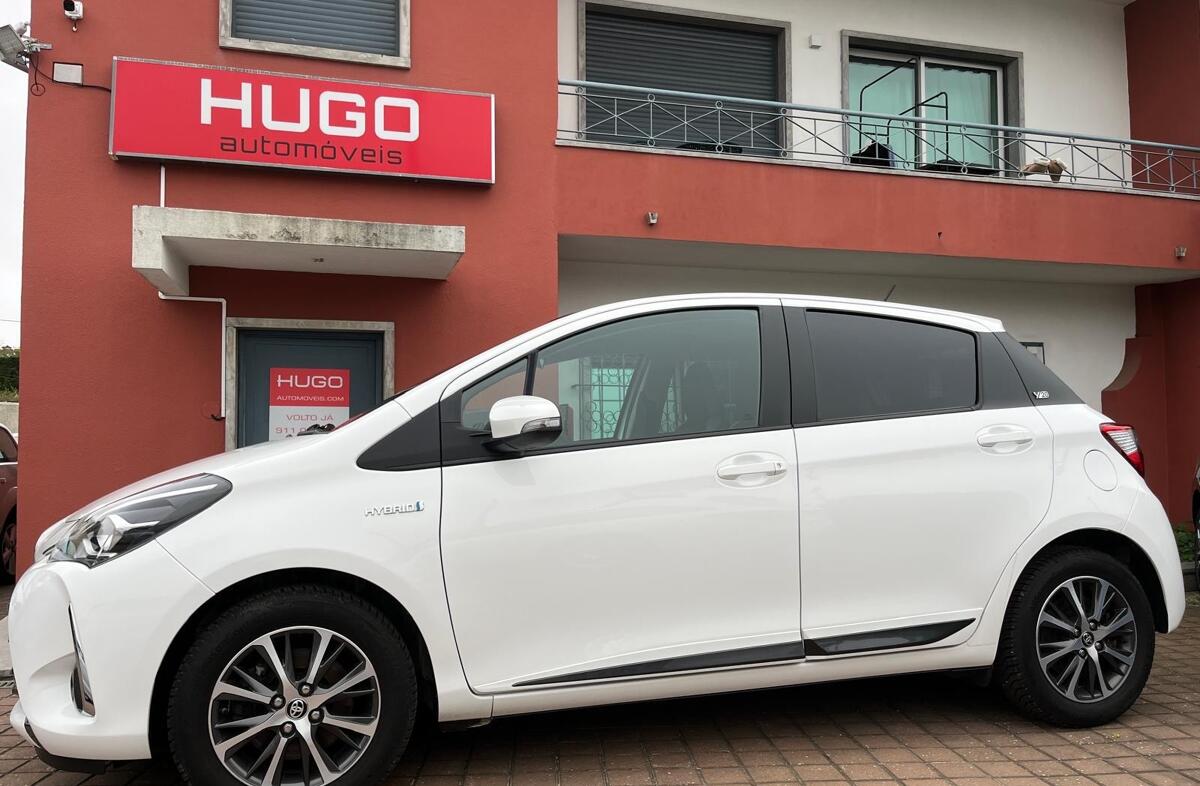 TOYOTA Yaris 1.5 HSD 20 Anos
