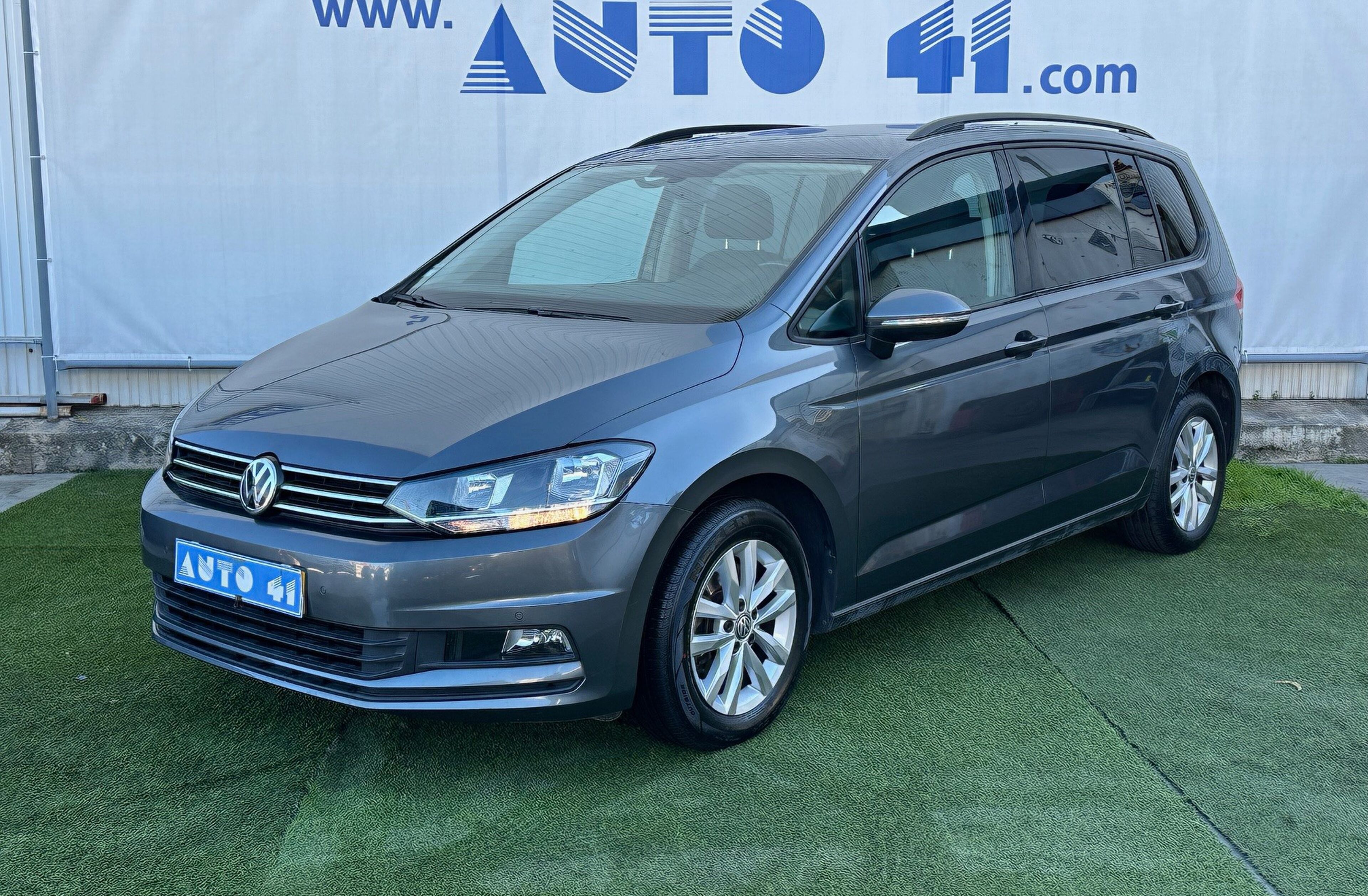 VOLKSWAGEN Touran 1.6 TDI Confortline