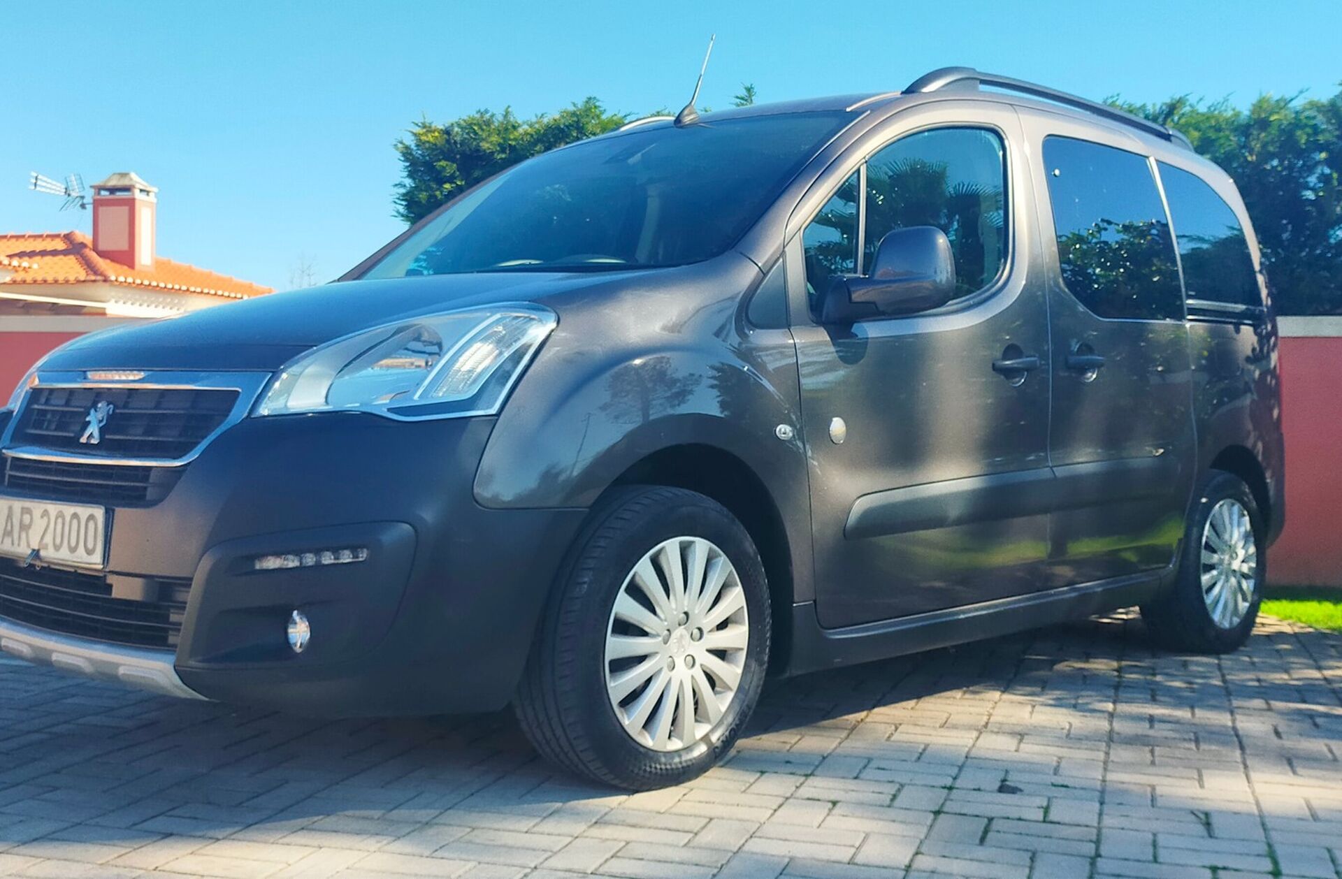 PEUGEOT Partner 1.6 HDi Outdoor 129g