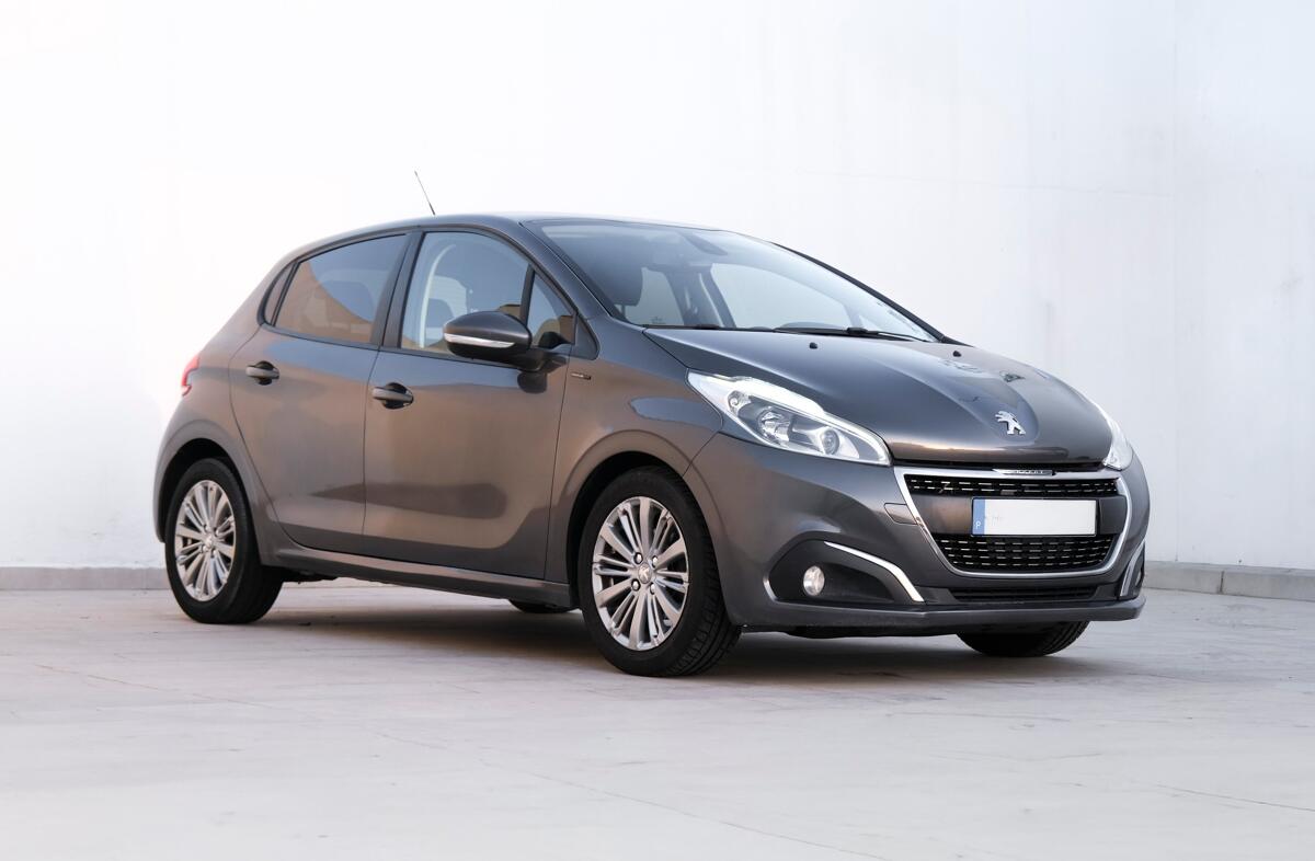 PEUGEOT 208 1.5 BlueHDi Active