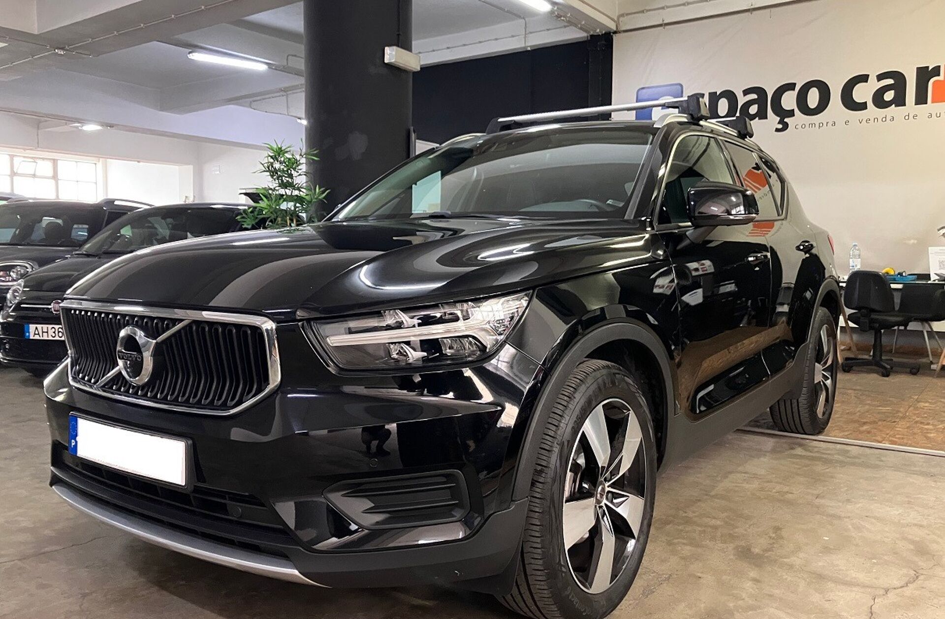 VOLVO XC40 2.0 D3 Momentum Plus