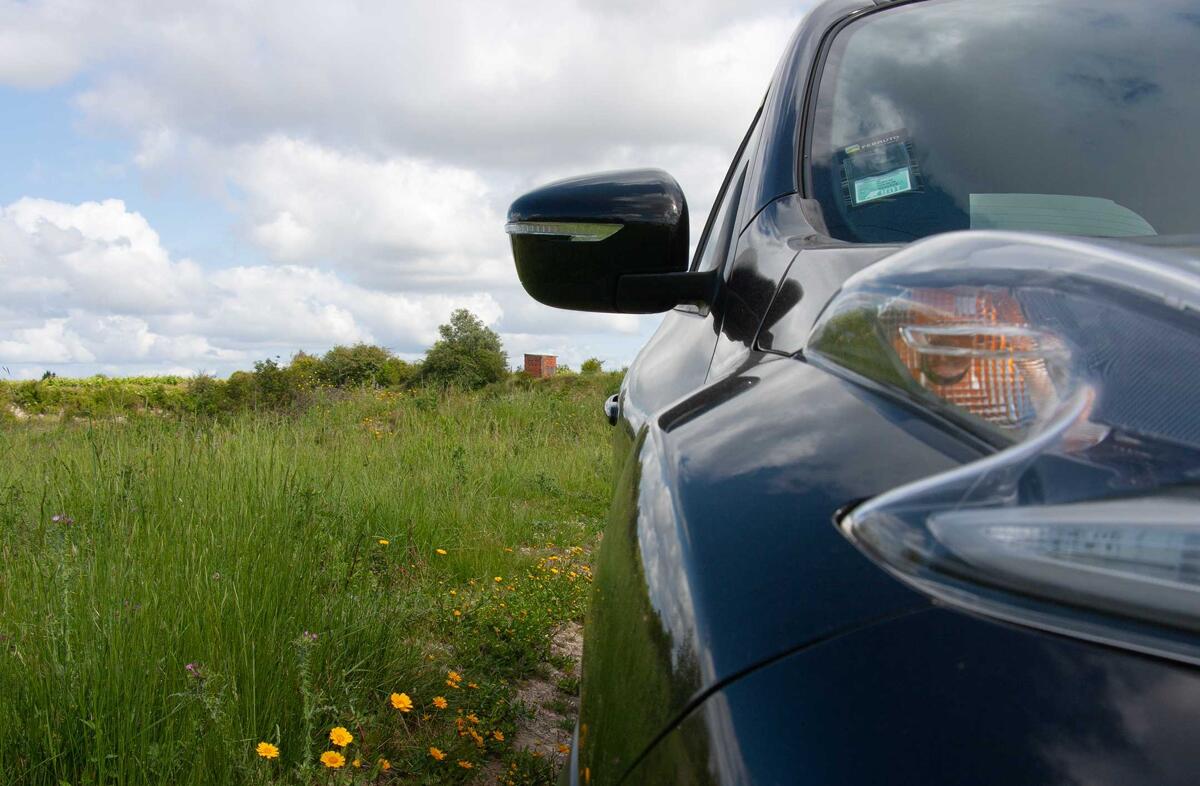 NISSAN Juke 1.2 DIG-T N-Vision Black Tokyo