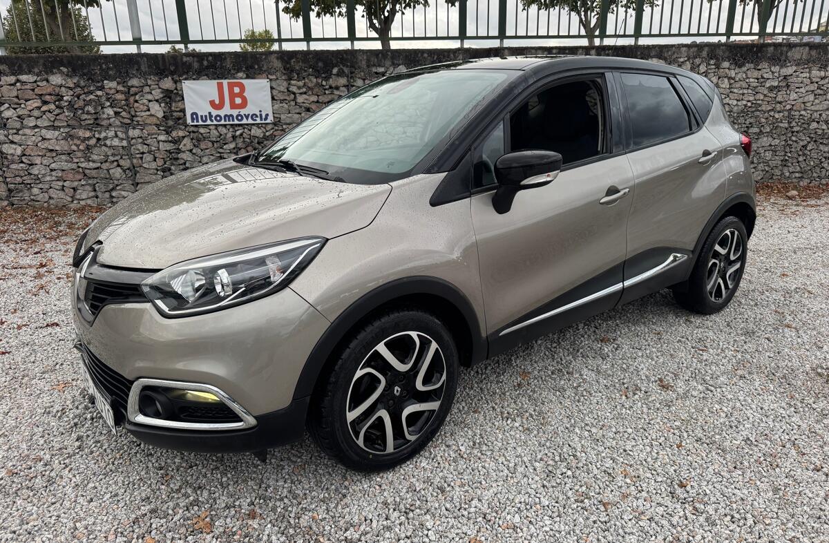 RENAULT Captur 1.5 dCi Exclusive