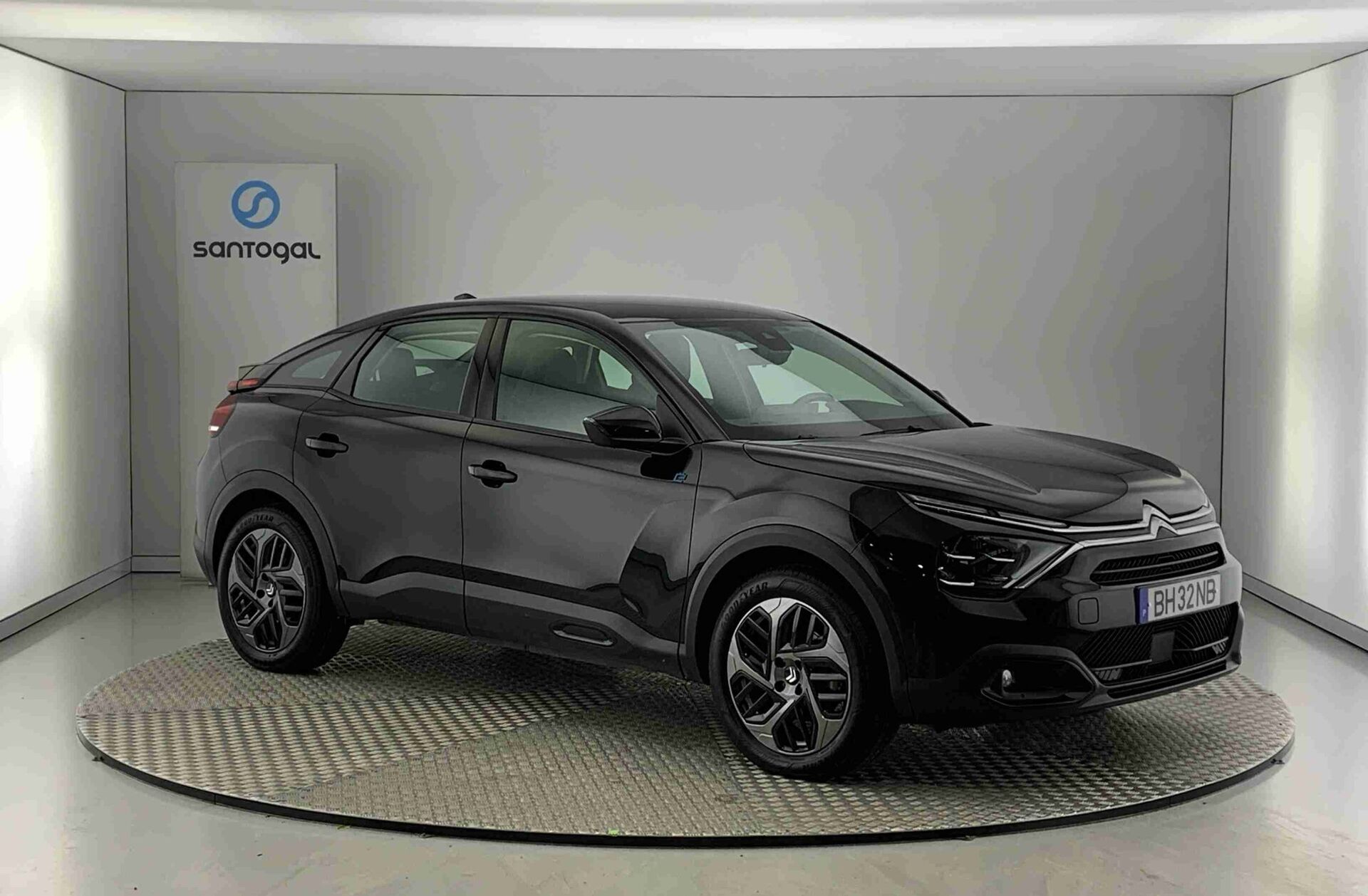 CITROEN C4 e- 50 kWh Plus