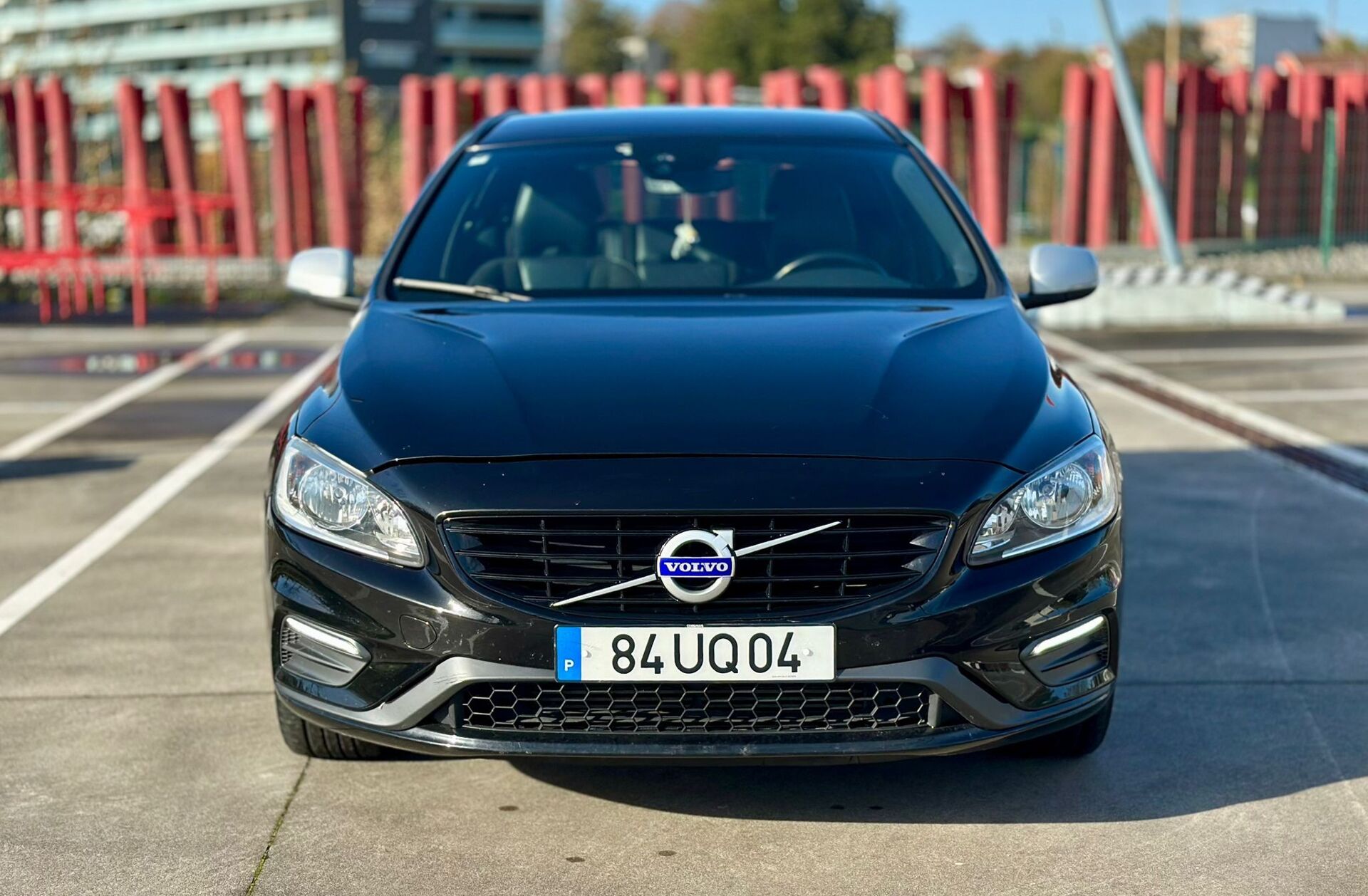 VOLVO V60 2.4 D6 R-Design AWD Phev
