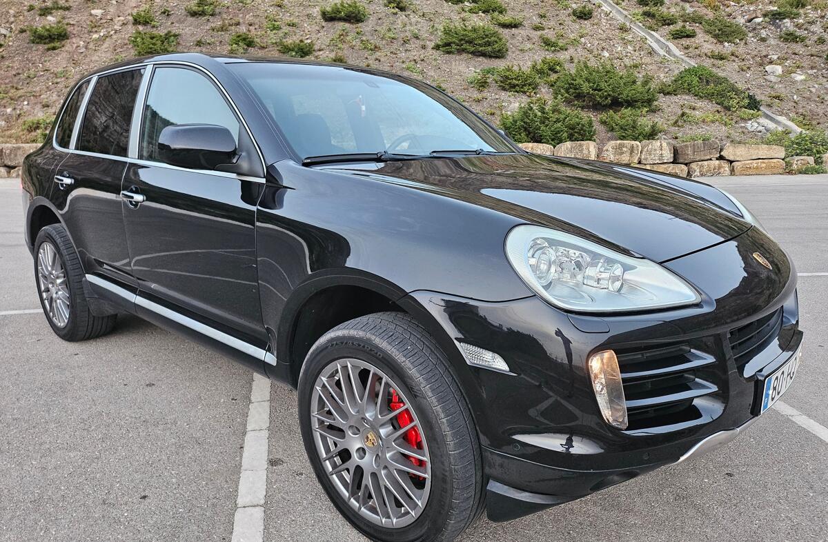 PORSCHE Cayenne Tiptronic