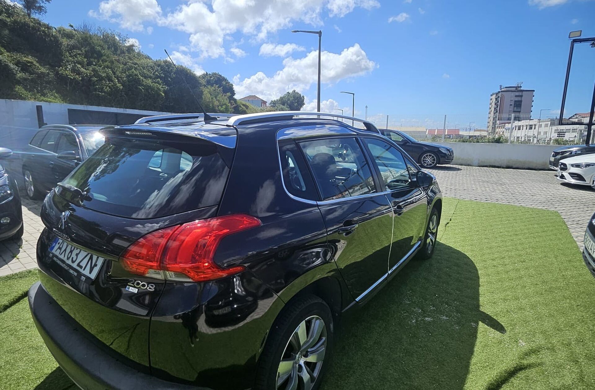 PEUGEOT 2008 1.5 BlueHDi Allure EAT8