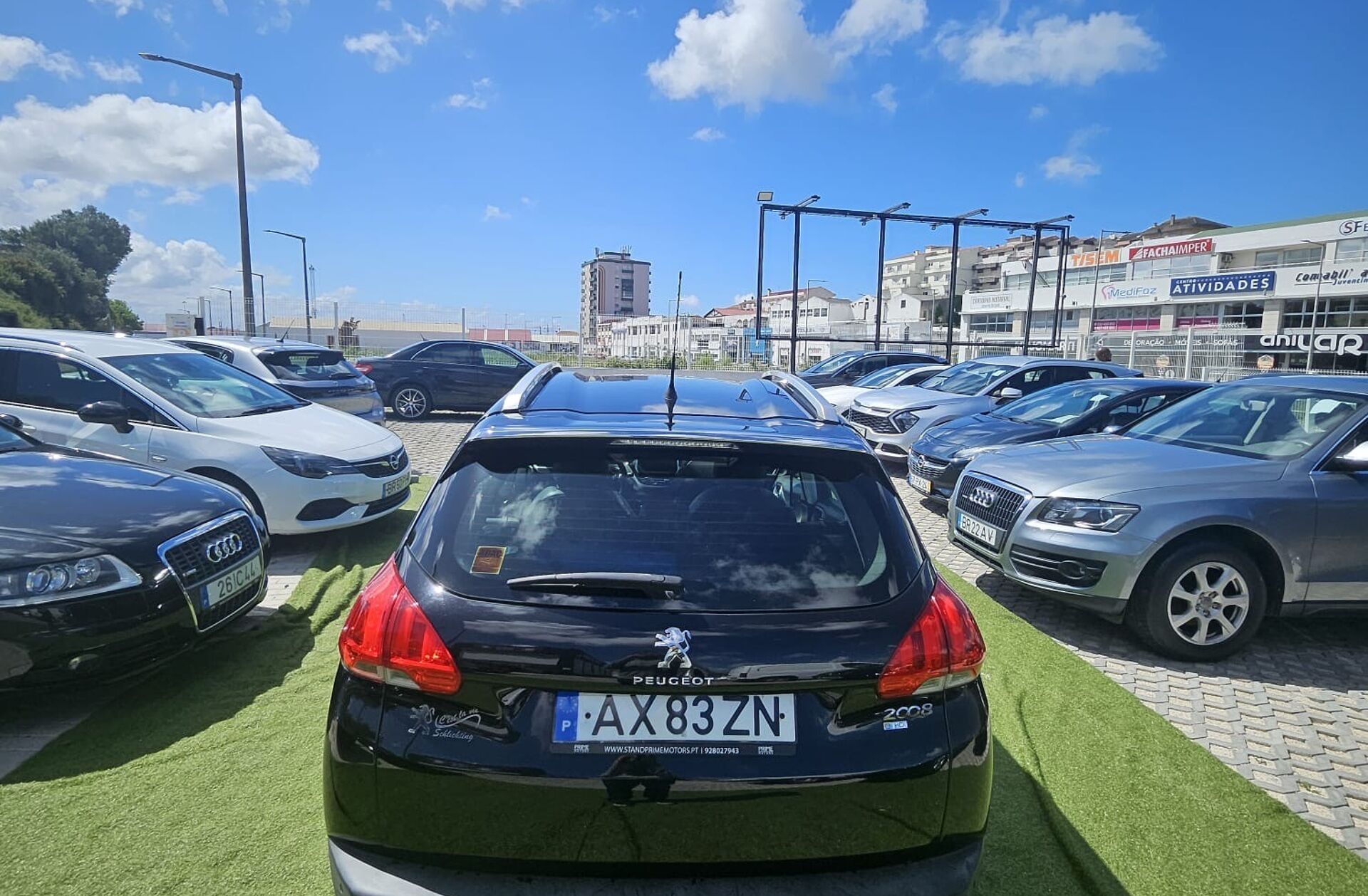 PEUGEOT 2008 1.6 e-HDi Allure 2-Tronic