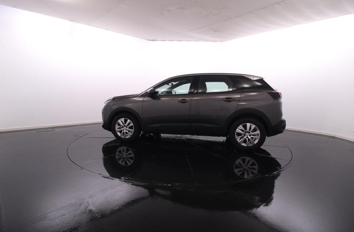 PEUGEOT 3008 1.2 PureTech Active Pack