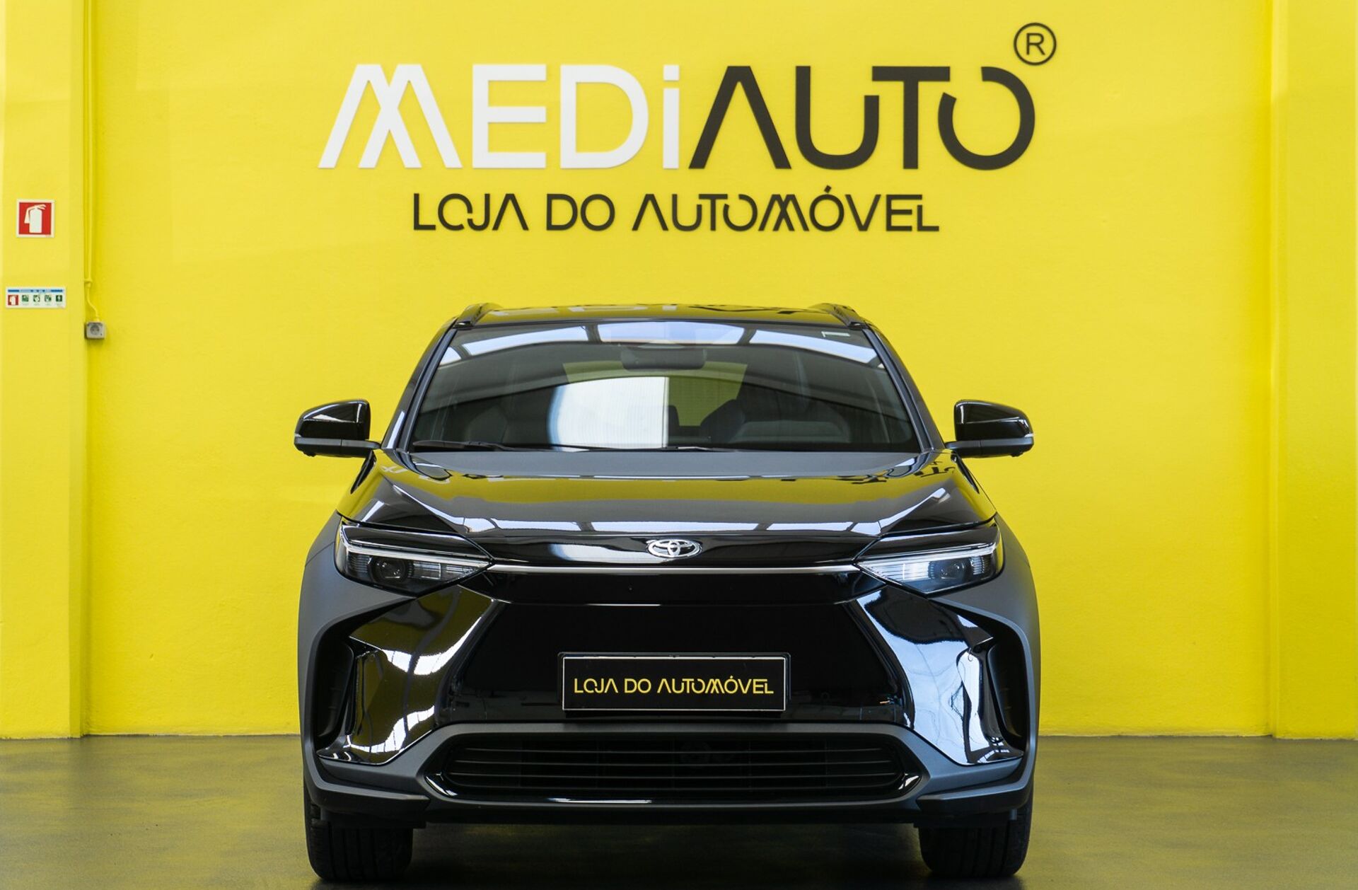 TOYOTA bZ4X 71,4 kWh Lounge