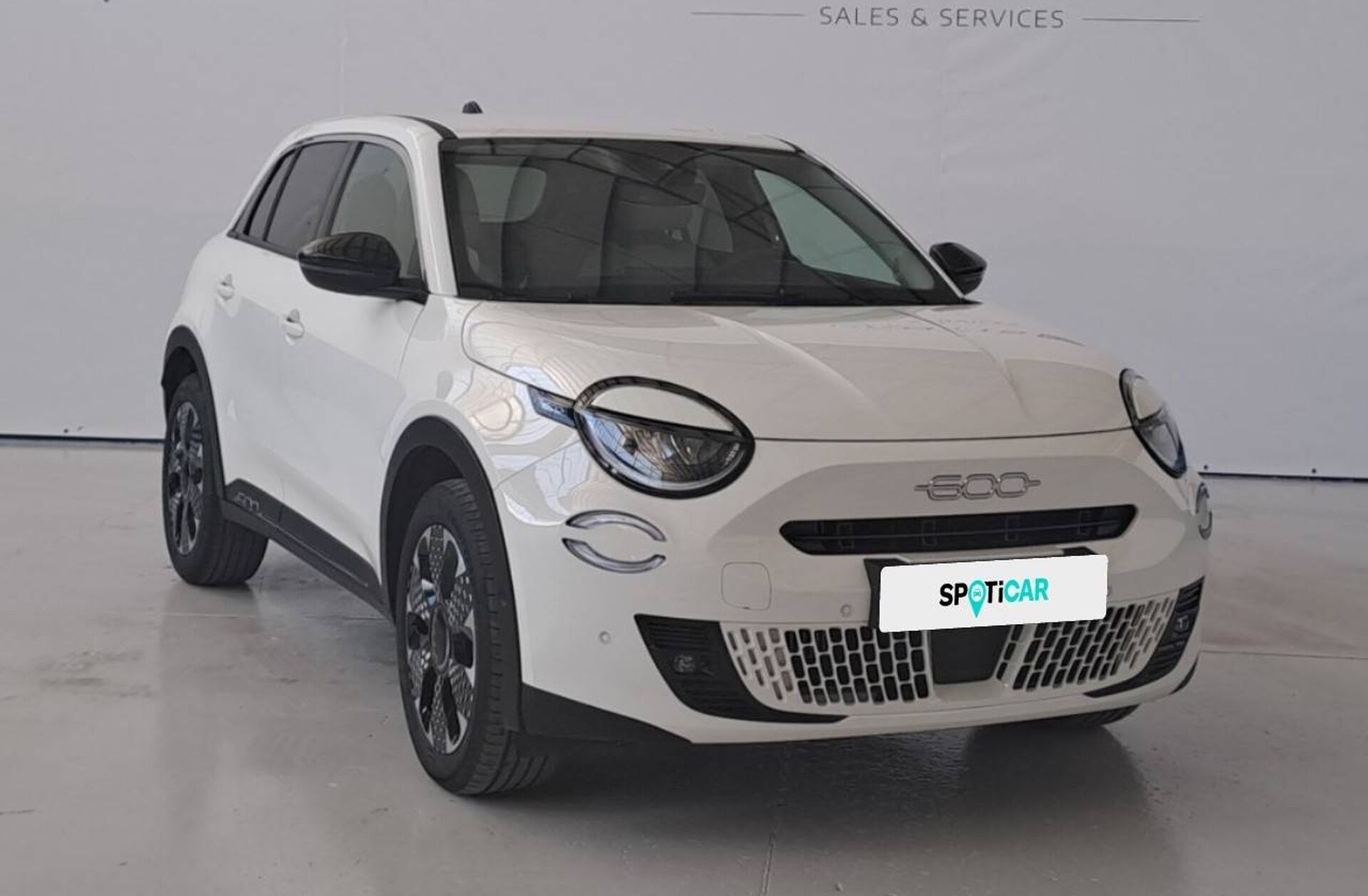 FIAT 600 1.2 Hybrid La Prima