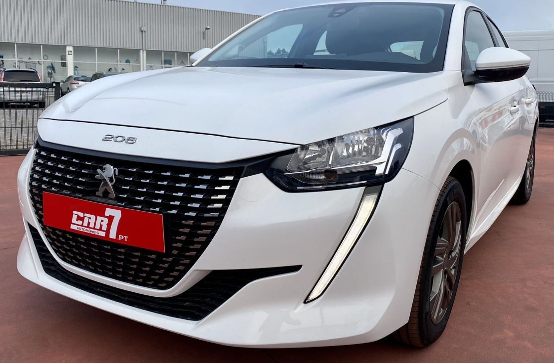 PEUGEOT 208 1.2 PureTech Allure