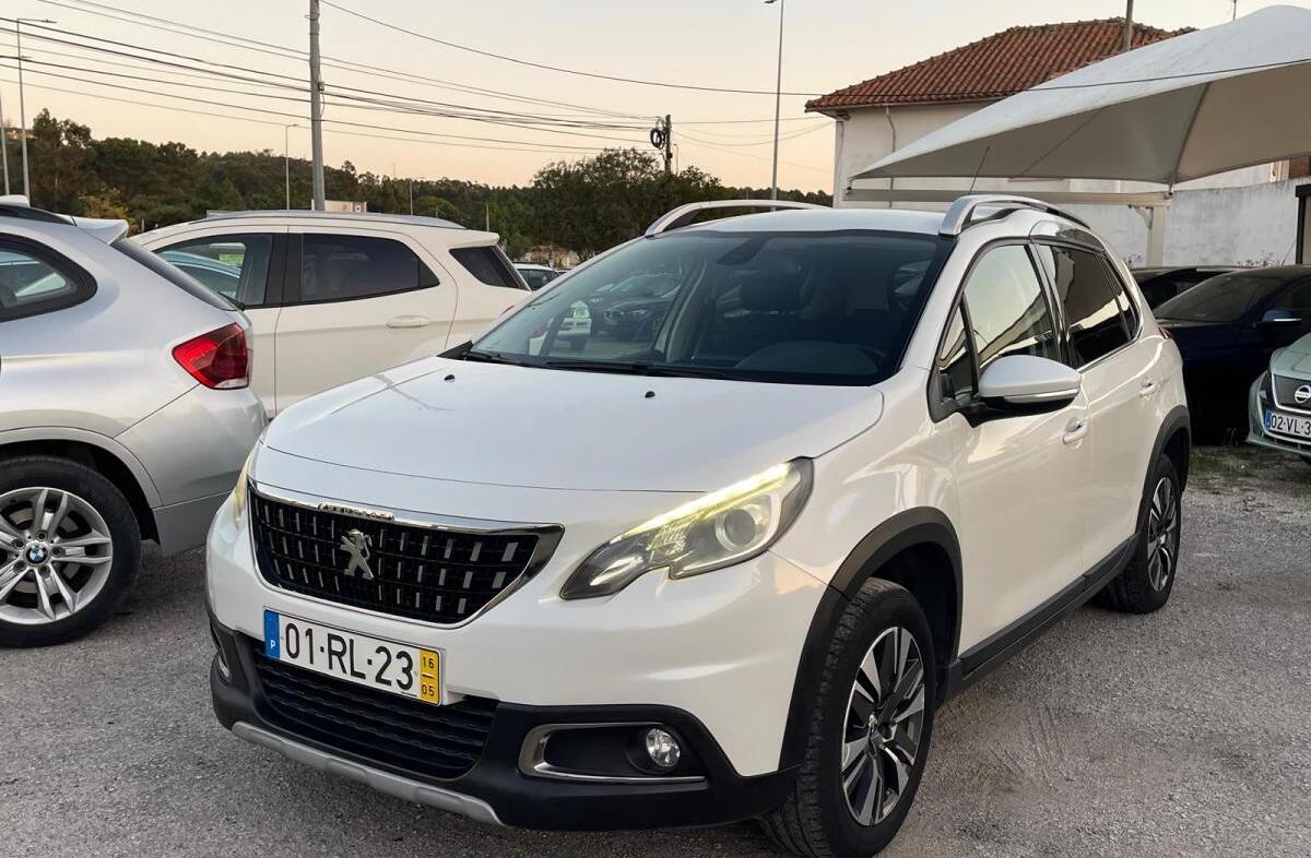 PEUGEOT 2008 1.6 BlueHDi Allure