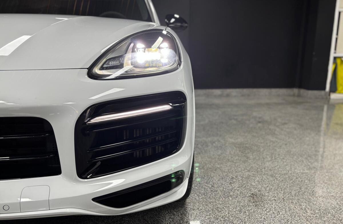 PORSCHE Cayenne E-Hybrid Platinum Edition
