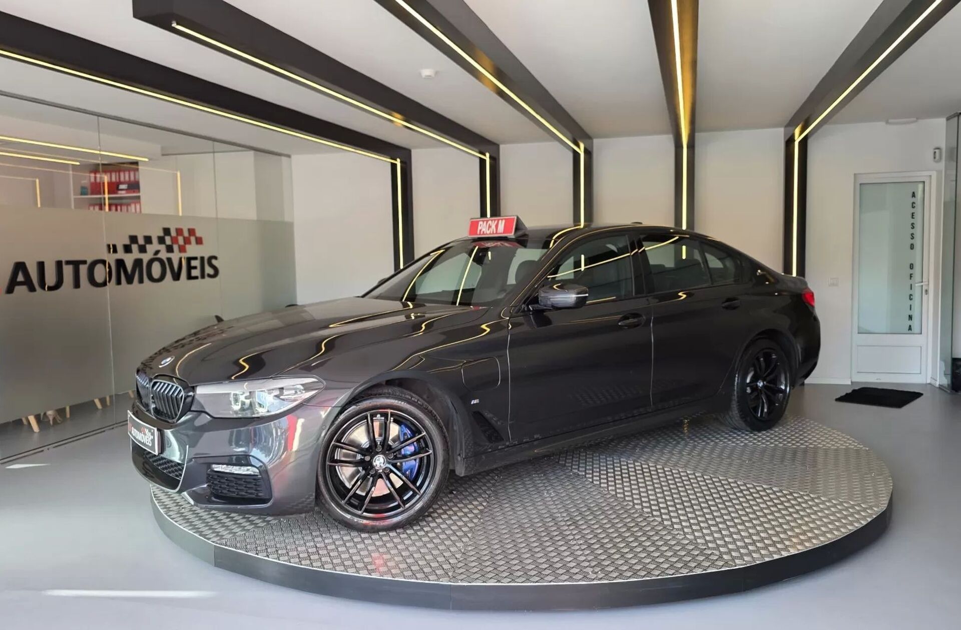 BMW Serie-5 530 e iPerformance Pack M