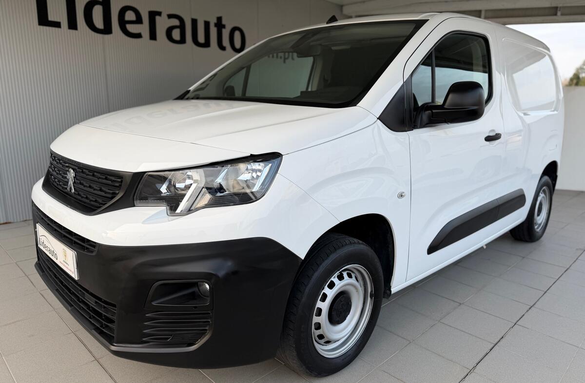 PEUGEOT Partner 1.5 BlueHDi Premium Standard
