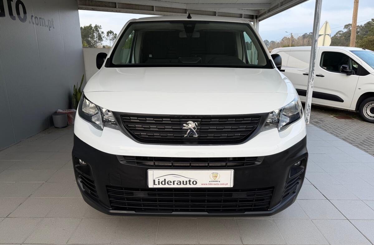 PEUGEOT Partner 1.5 BlueHDi Premium Standard