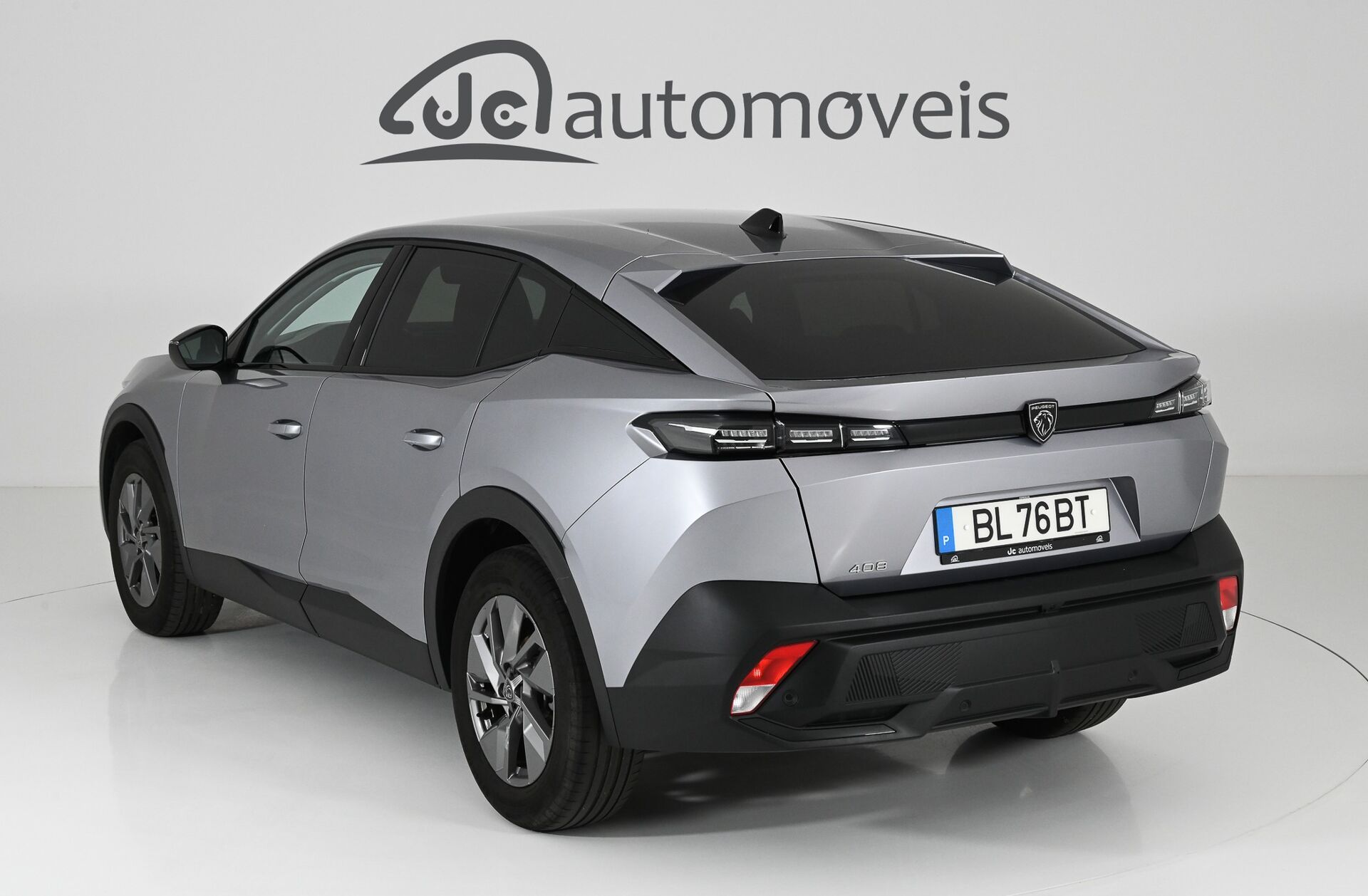 PEUGEOT 408 1.2 PureTech Allure EAT8