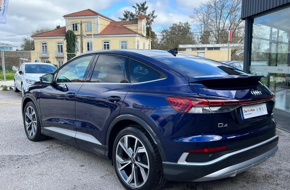 AUDI Q4 45 82 kWh