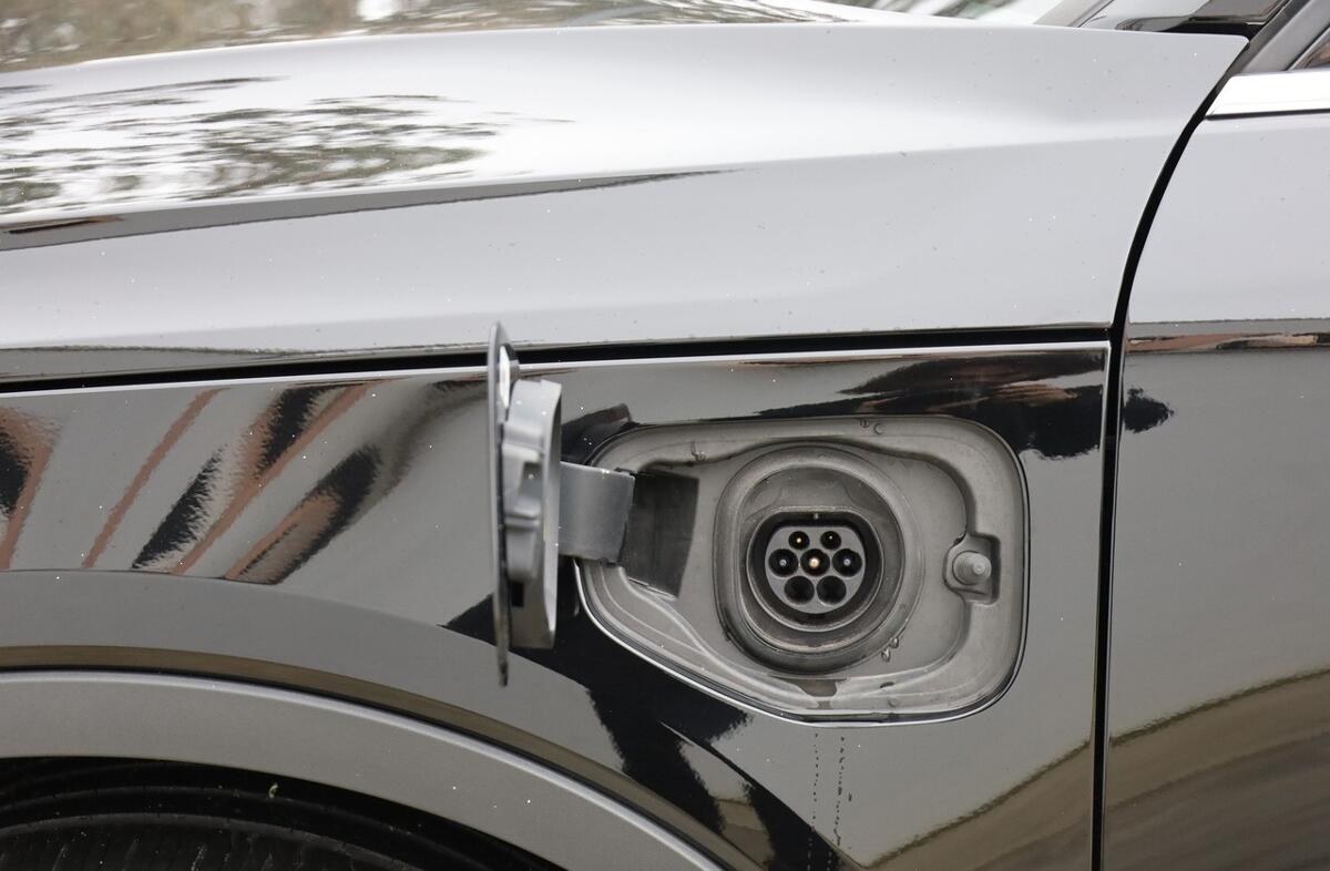 VOLVO XC40 1.5 T4 PHEV Core